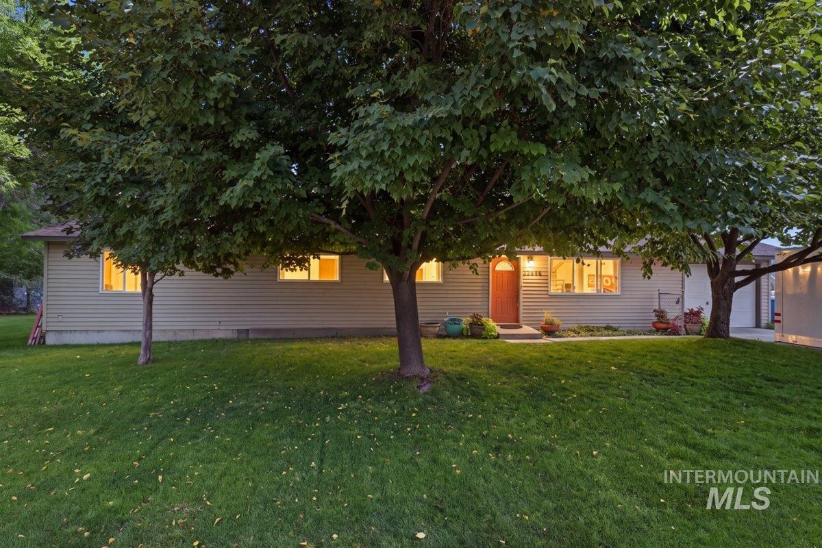 12648 S Sonora Ave, Kuna, Idaho 83634, 4 Bedrooms, 2 Bathrooms, Residential For Sale, Price $625,000,MLS 98998204