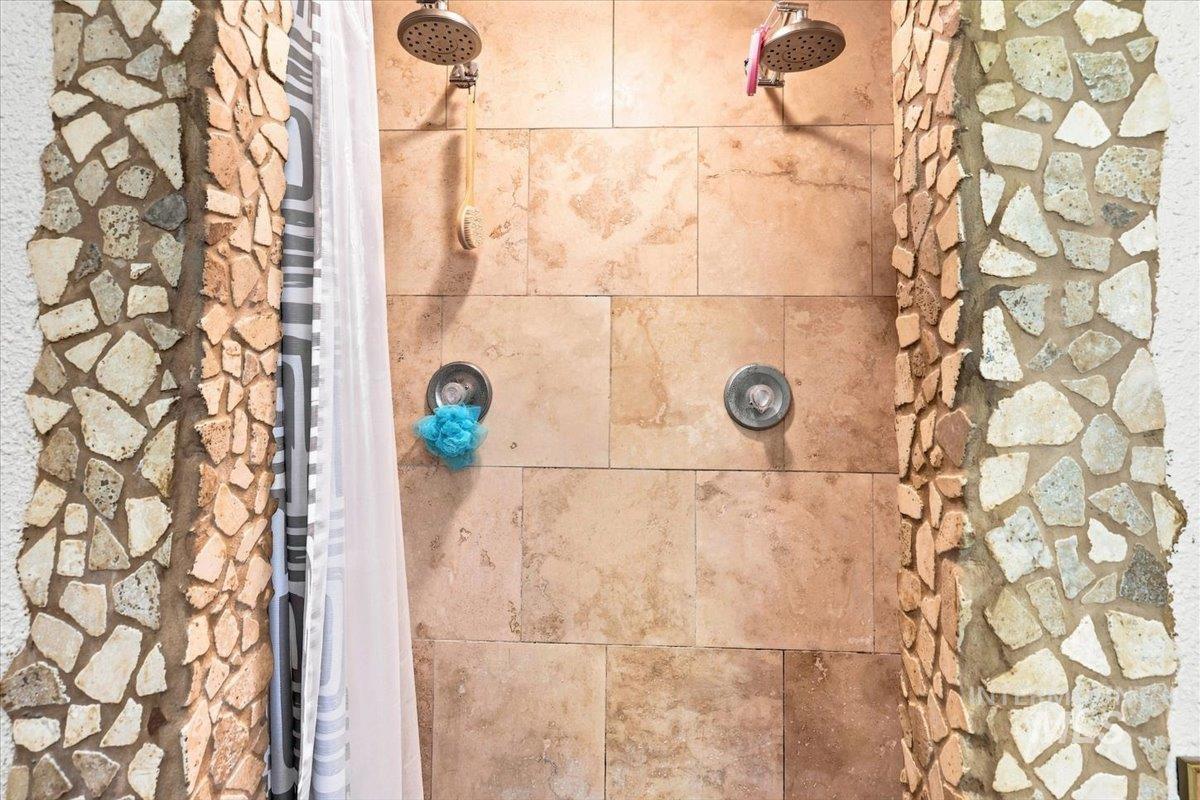 12648 S Sonora Ave, Kuna, Idaho 83634, 4 Bedrooms, 2 Bathrooms, Residential For Sale, Price $625,000,MLS 98998204