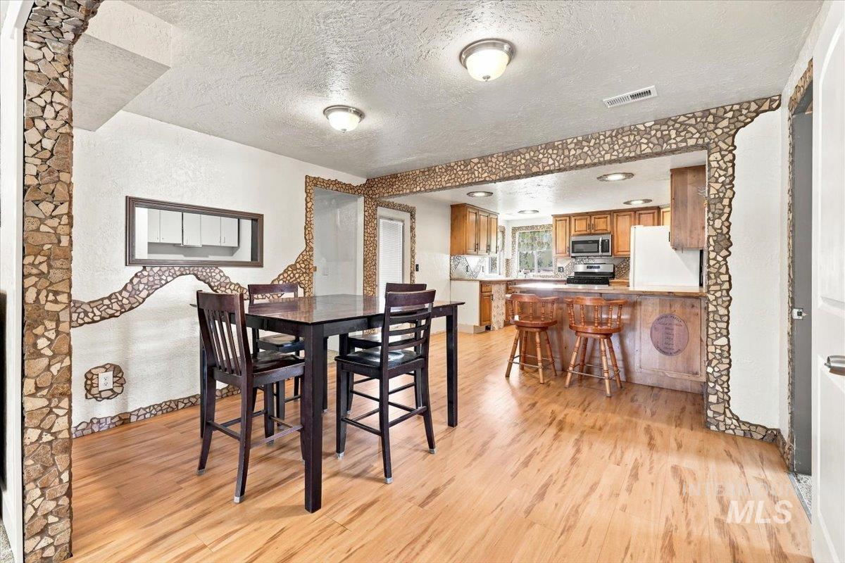 12648 S Sonora Ave, Kuna, Idaho 83634, 4 Bedrooms, 2 Bathrooms, Residential For Sale, Price $625,000,MLS 98998204
