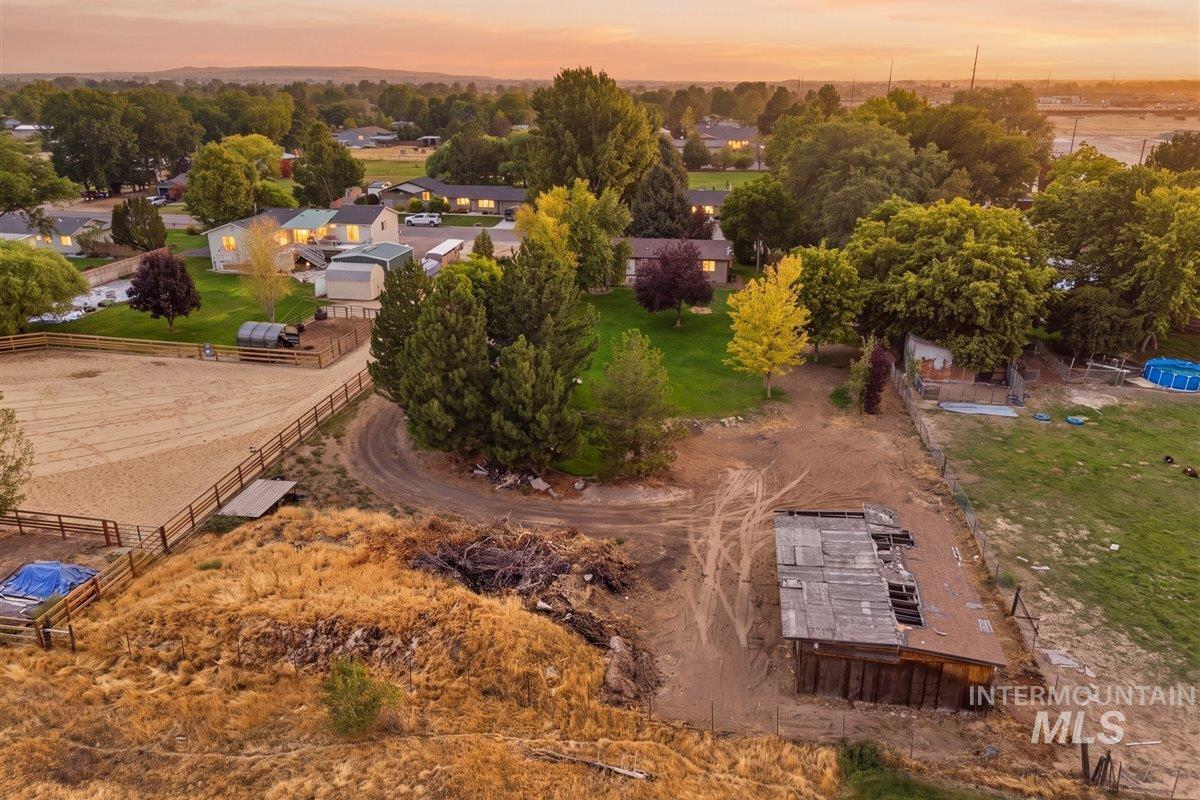 12648 S Sonora Ave, Kuna, Idaho 83634, 4 Bedrooms, 2 Bathrooms, Residential For Sale, Price $625,000,MLS 98998204