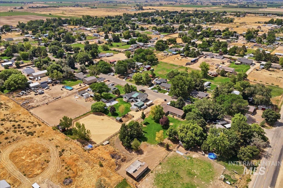 12648 S Sonora Ave, Kuna, Idaho 83634, 4 Bedrooms, 2 Bathrooms, Residential For Sale, Price $625,000,MLS 98998204