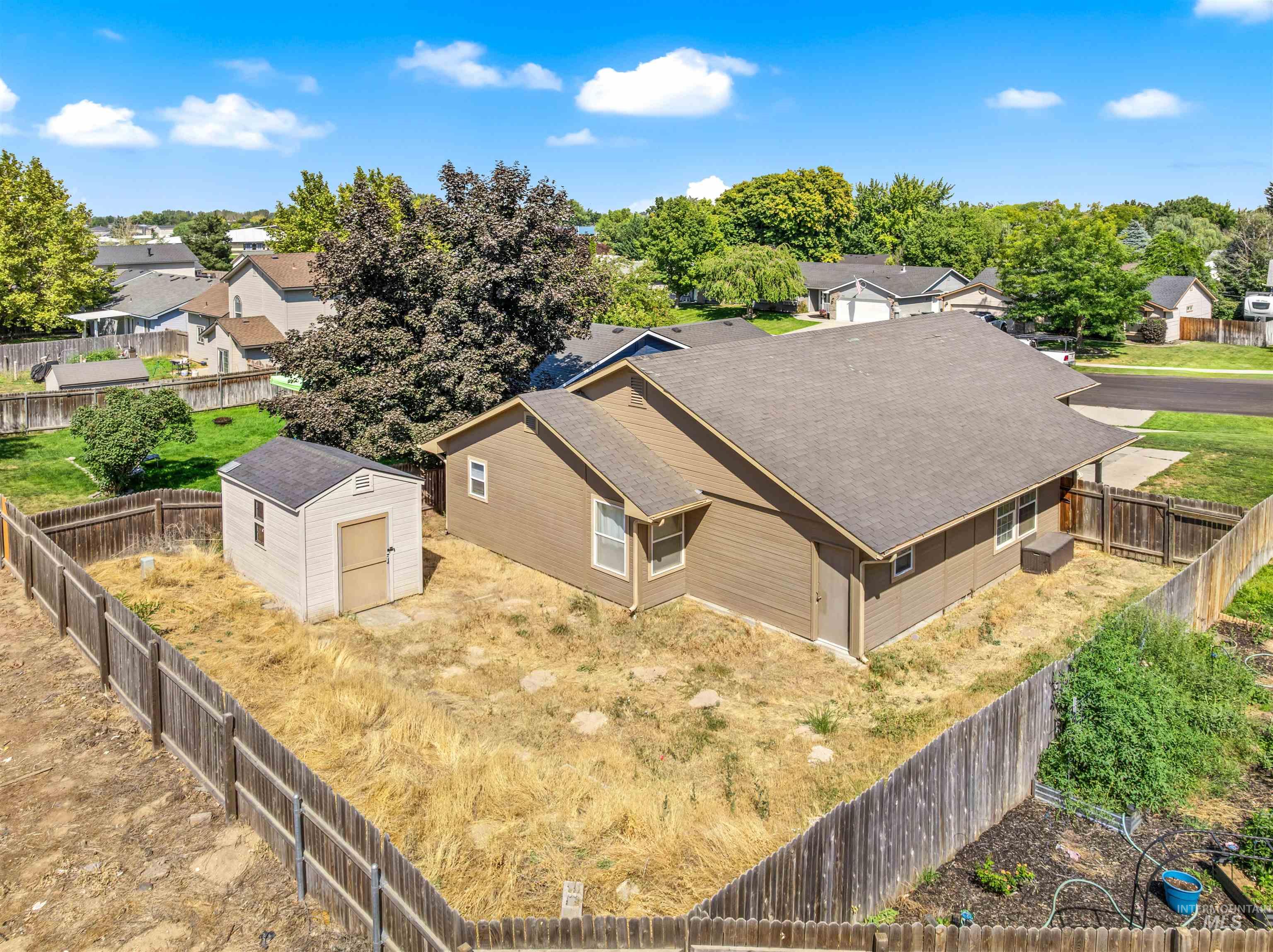 677 N Shady Grove Way, Kuna, Idaho 83634, 3 Bedrooms, 2 Bathrooms, Residential For Sale, Price $325,000,MLS 98998205
