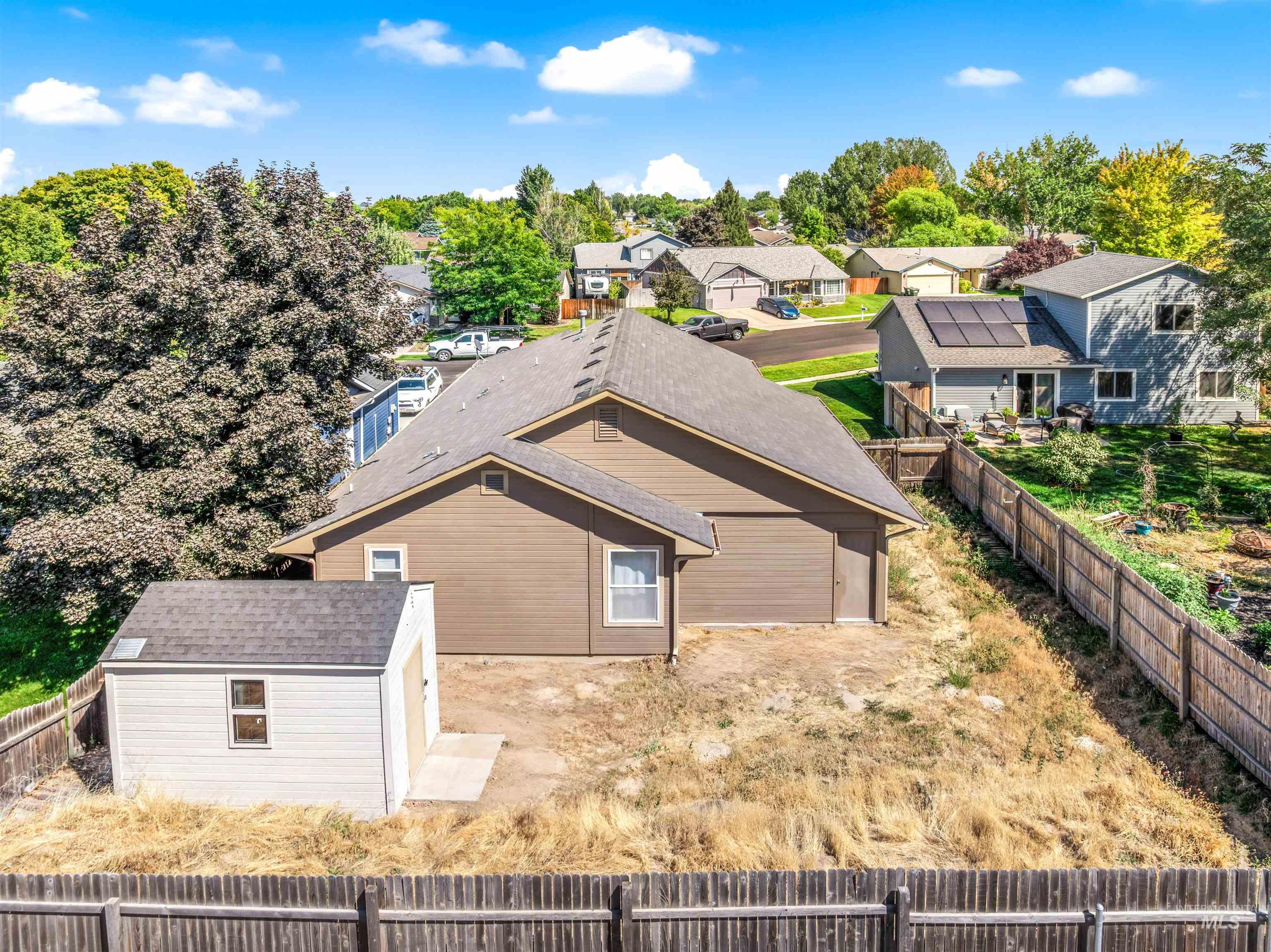 677 N Shady Grove Way, Kuna, Idaho 83634, 3 Bedrooms, 2 Bathrooms, Residential For Sale, Price $325,000,MLS 98998205