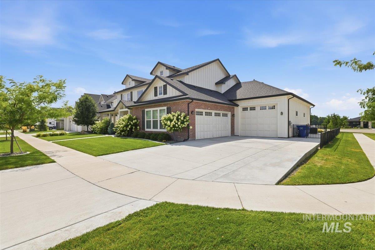 2751 N Yount Way, Eagle, Idaho 83616, 4 Bedrooms, 3.5 Bathrooms, Residential For Sale, Price $1,299,900,MLS 98998206