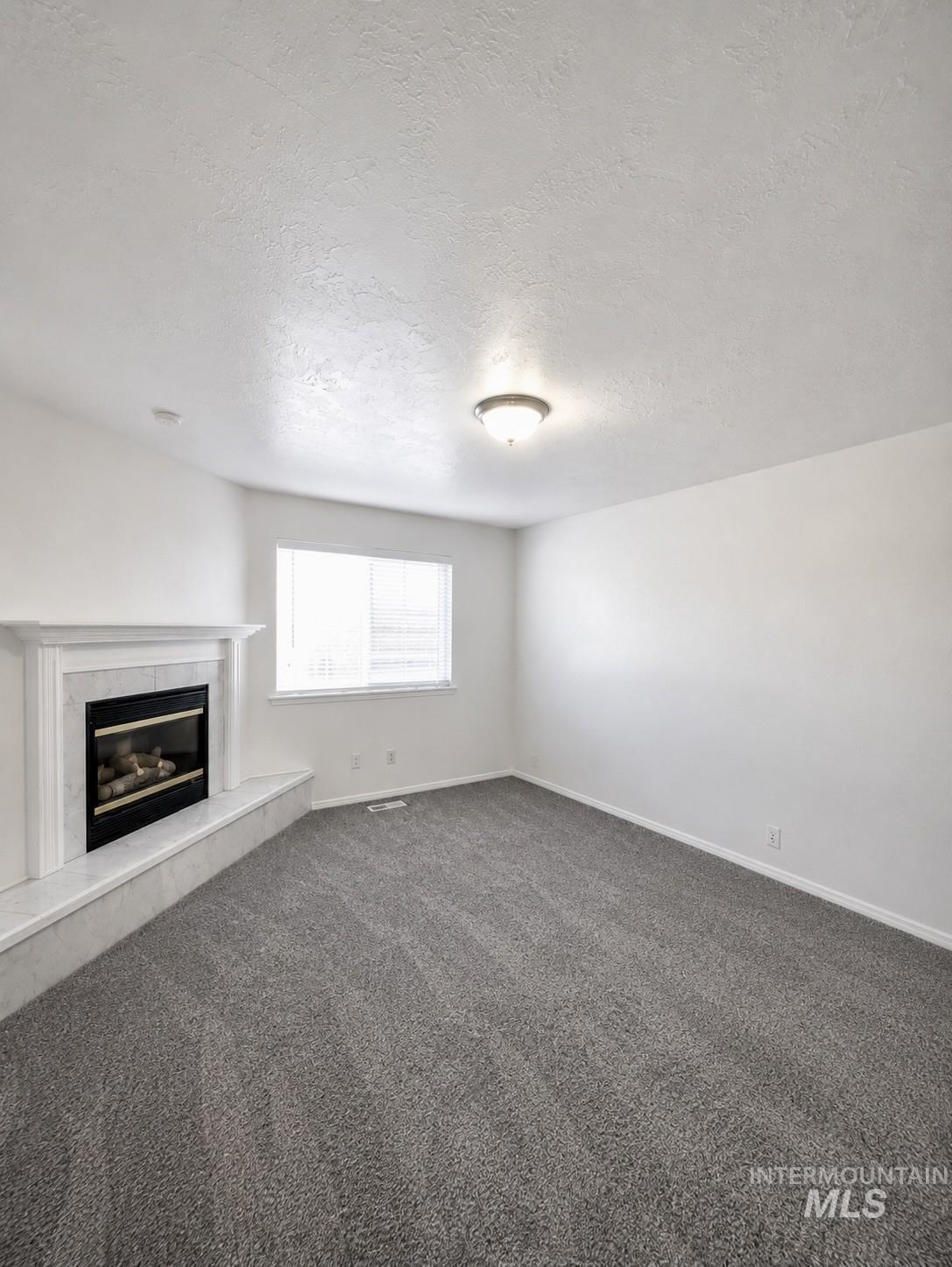 528 Pennsylvania ct, Nampa, Idaho 83686, 3 Bedrooms, 3 Bathrooms, Residential For Sale, Price $375,900,MLS 98998210