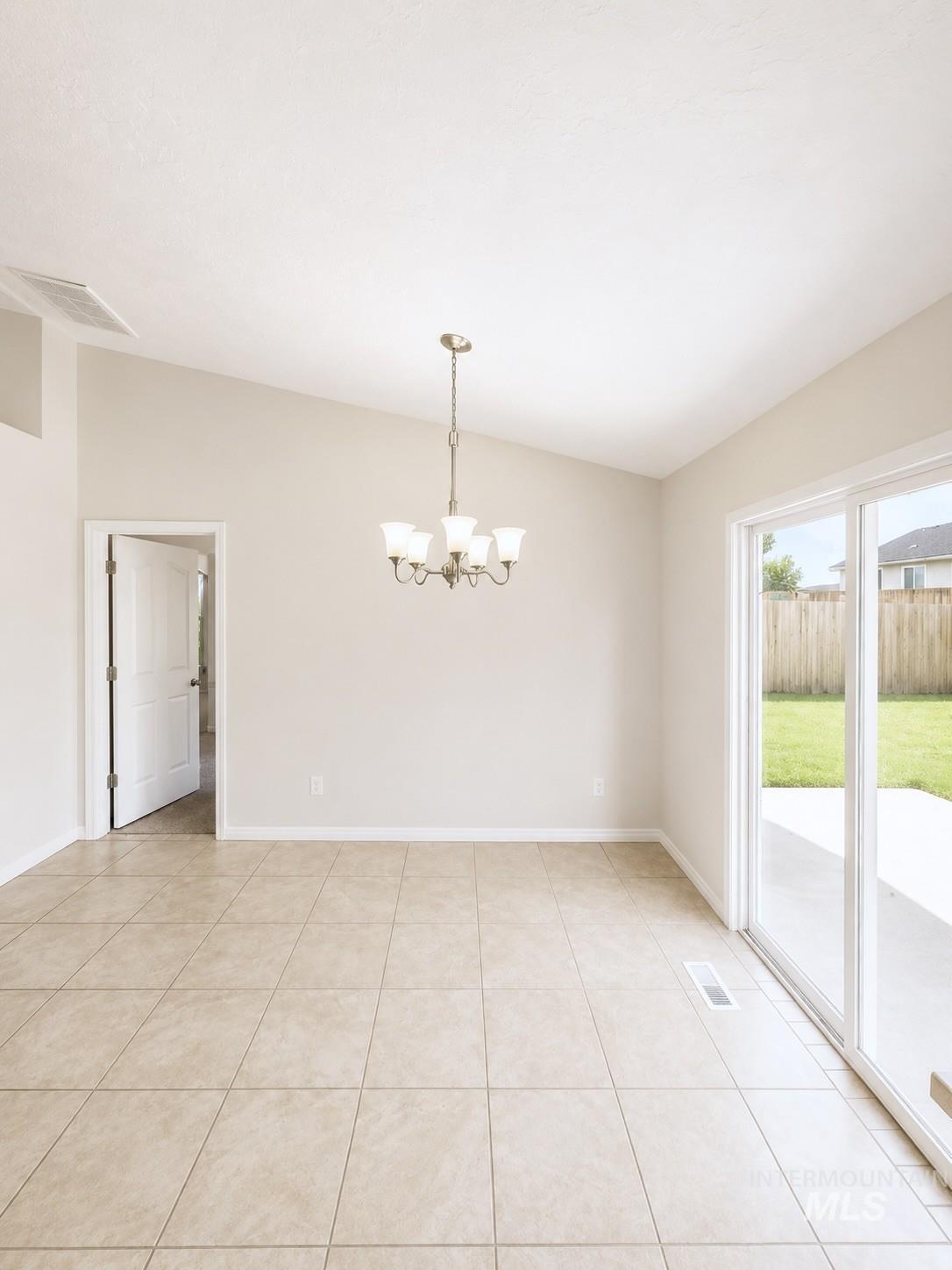 528 Pennsylvania ct, Nampa, Idaho 83686, 3 Bedrooms, 3 Bathrooms, Residential For Sale, Price $375,900,MLS 98998210