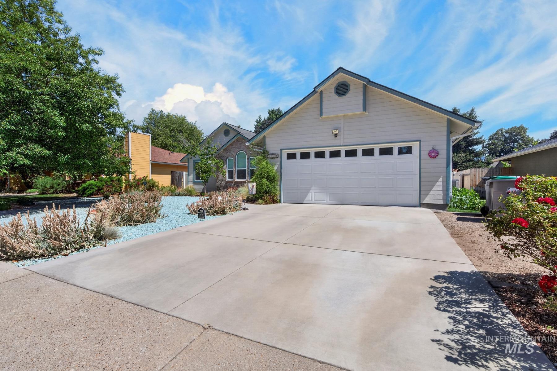 3604 N 39th St, Boise, Idaho 83703, 3 Bedrooms, 2 Bathrooms, Residential For Sale, Price $549,900,MLS 98998211