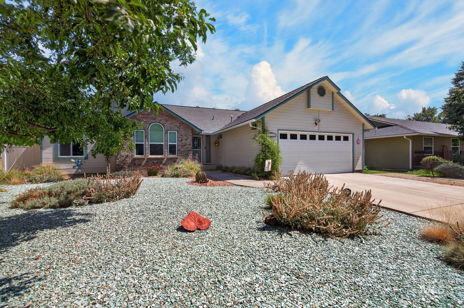 3604 N 39th St, Boise, Idaho 83703, 3 Bedrooms, 2 Bathrooms, Residential For Sale, Price $549,900,MLS 98998211