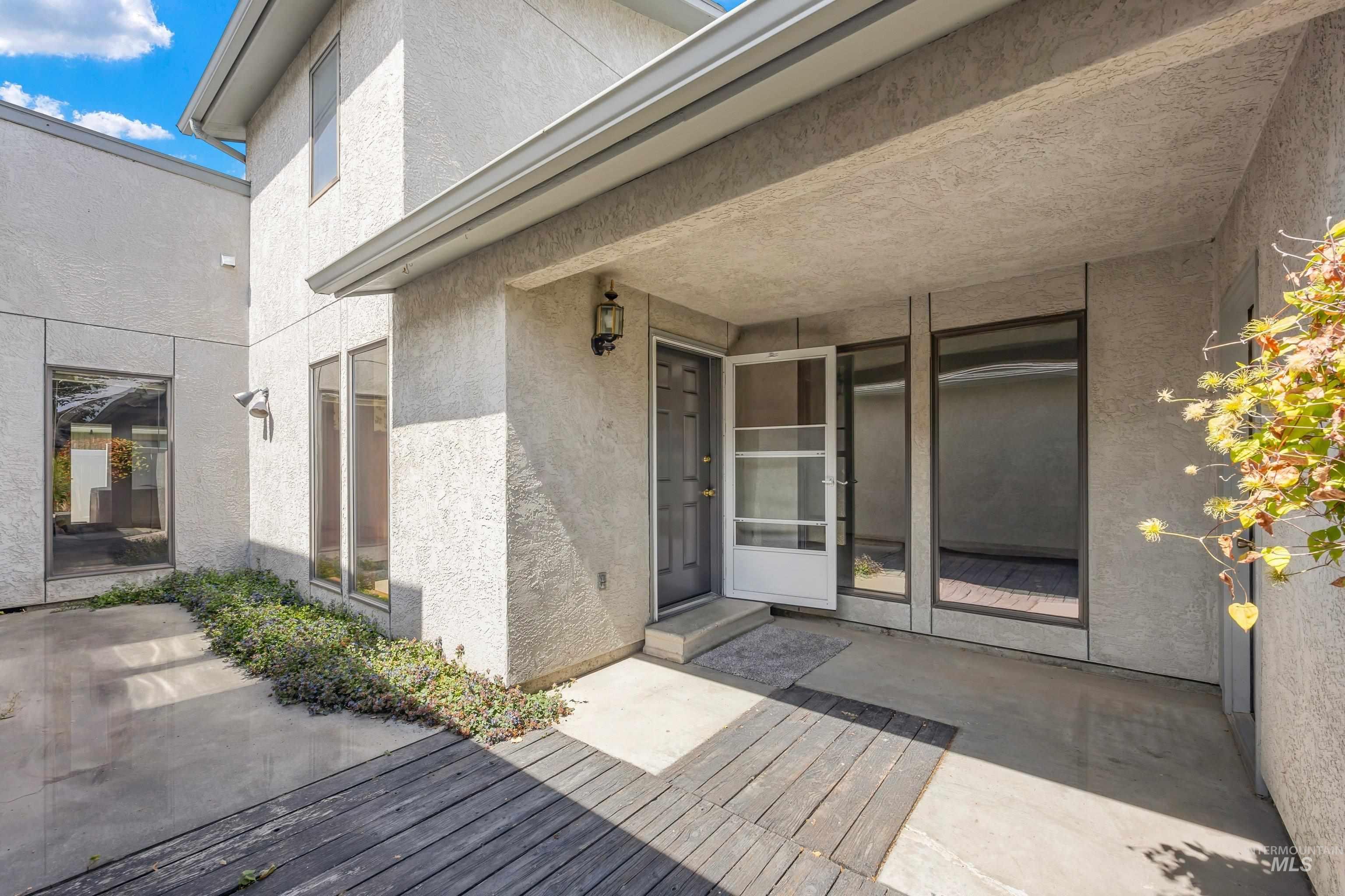 1518 S Kimball Ave, Caldwell, Idaho 83605, 3 Bedrooms, 2 Bathrooms, Residential For Sale, Price $310,000,MLS 98998215