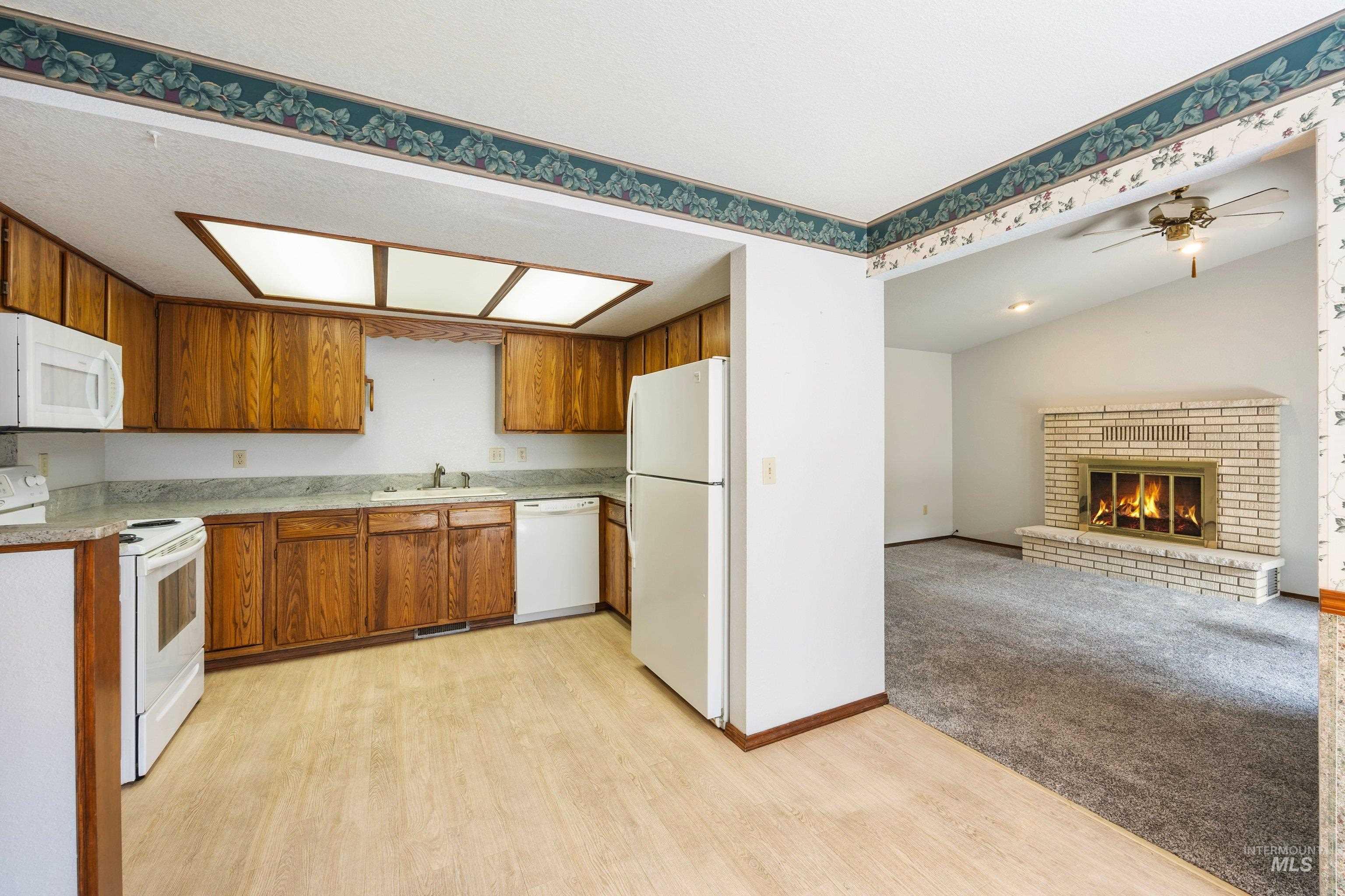 1518 S Kimball Ave, Caldwell, Idaho 83605, 3 Bedrooms, 2 Bathrooms, Residential For Sale, Price $310,000,MLS 98998215