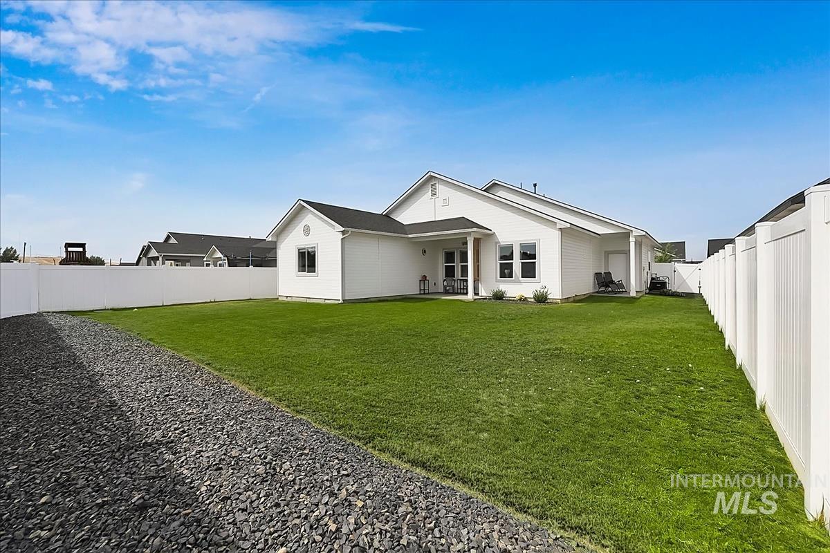 740 Sawgrass Court, Payette, Idaho 83661, 3 Bedrooms, 2 Bathrooms, Residential For Sale, Price $375,000,MLS 98998218