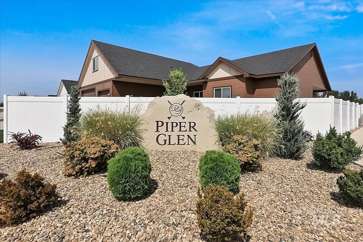 740 Sawgrass Court, Payette, Idaho 83661, 3 Bedrooms, 2 Bathrooms, Residential For Sale, Price $375,000,MLS 98998218