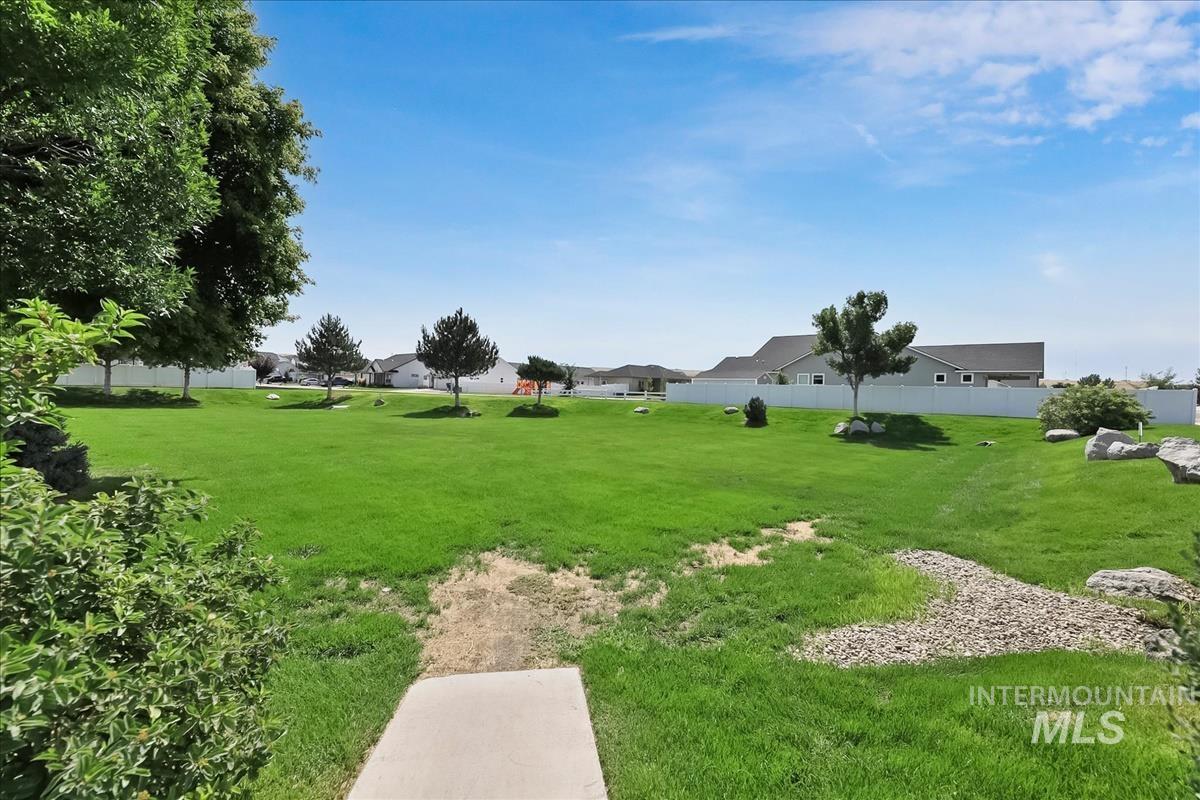 740 Sawgrass Court, Payette, Idaho 83661, 3 Bedrooms, 2 Bathrooms, Residential For Sale, Price $375,000,MLS 98998218