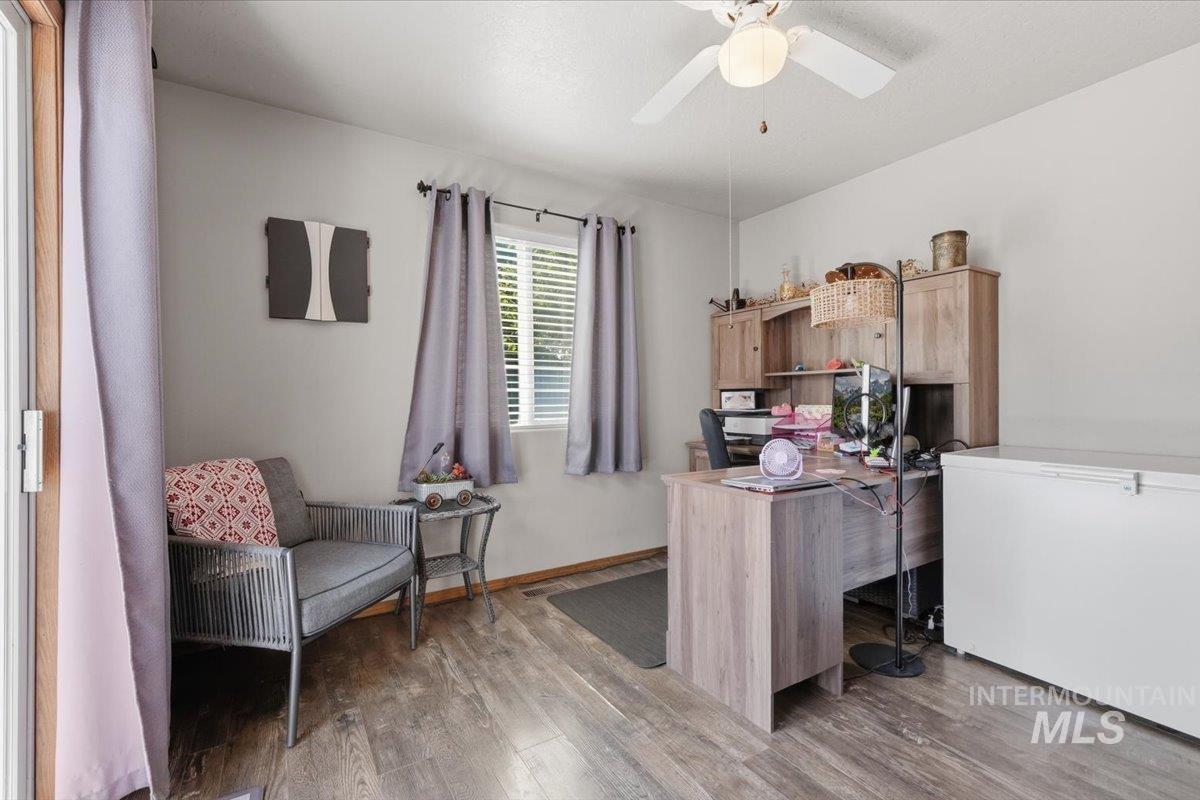 105 Silver Sage Pl, Homedale, Idaho 83628, 4 Bedrooms, 2.5 Bathrooms, Residential For Sale, Price $479,900,MLS 98998219
