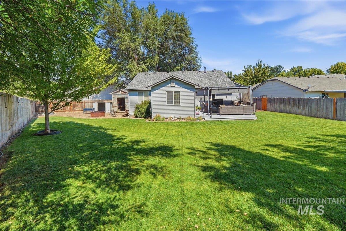105 Silver Sage Pl, Homedale, Idaho 83628, 4 Bedrooms, 2.5 Bathrooms, Residential For Sale, Price $479,900,MLS 98998219