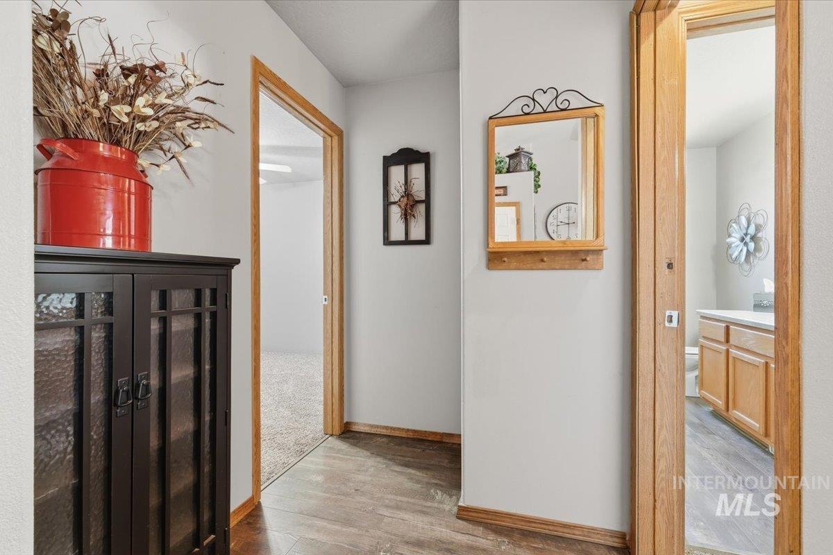 105 Silver Sage Pl, Homedale, Idaho 83628, 4 Bedrooms, 2.5 Bathrooms, Residential For Sale, Price $479,900,MLS 98998219