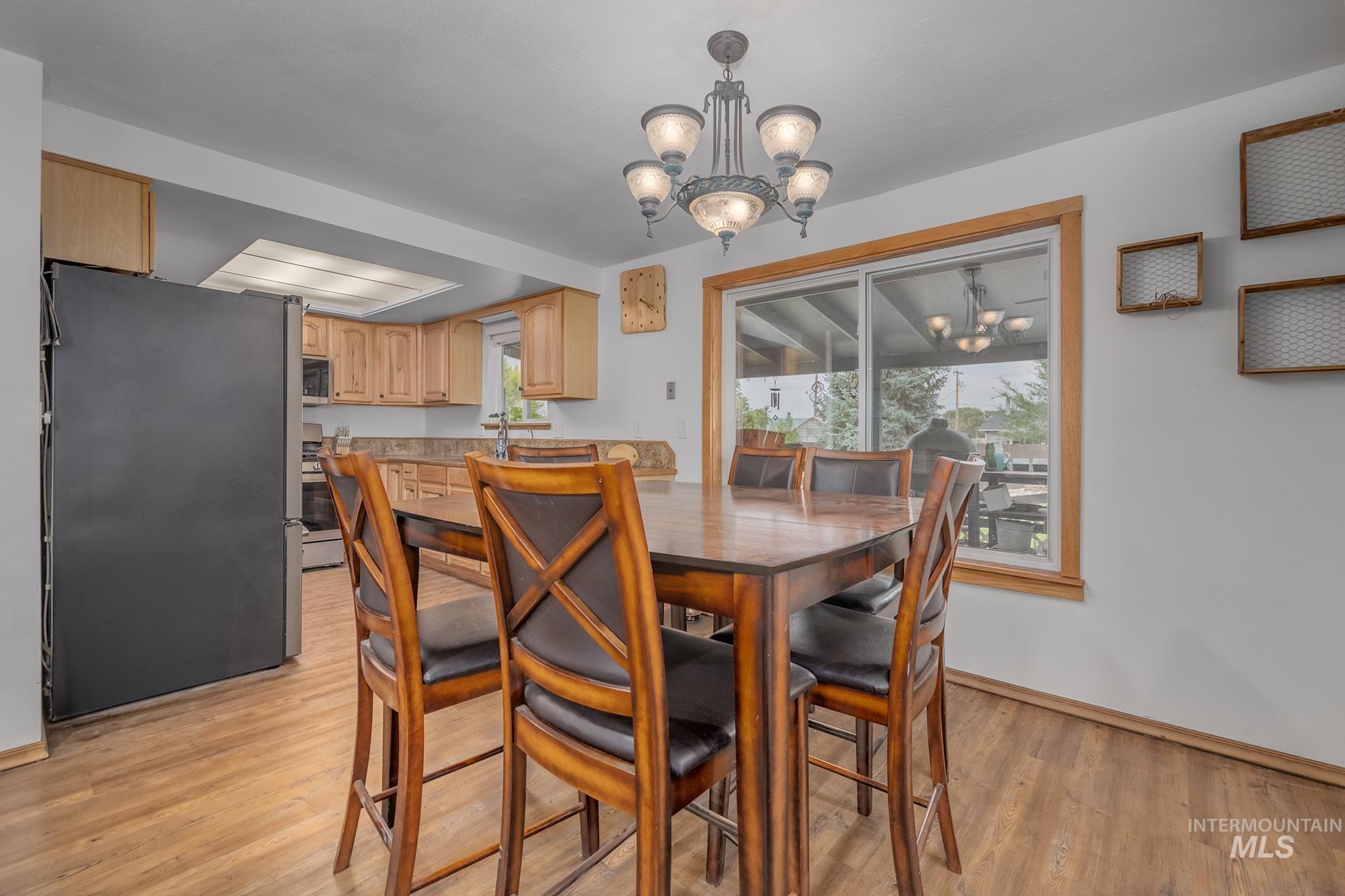 692 15th St, Vale, Oregon 97918, 3 Bedrooms, 2 Bathrooms, Residential For Sale, Price $389,000, 98998221