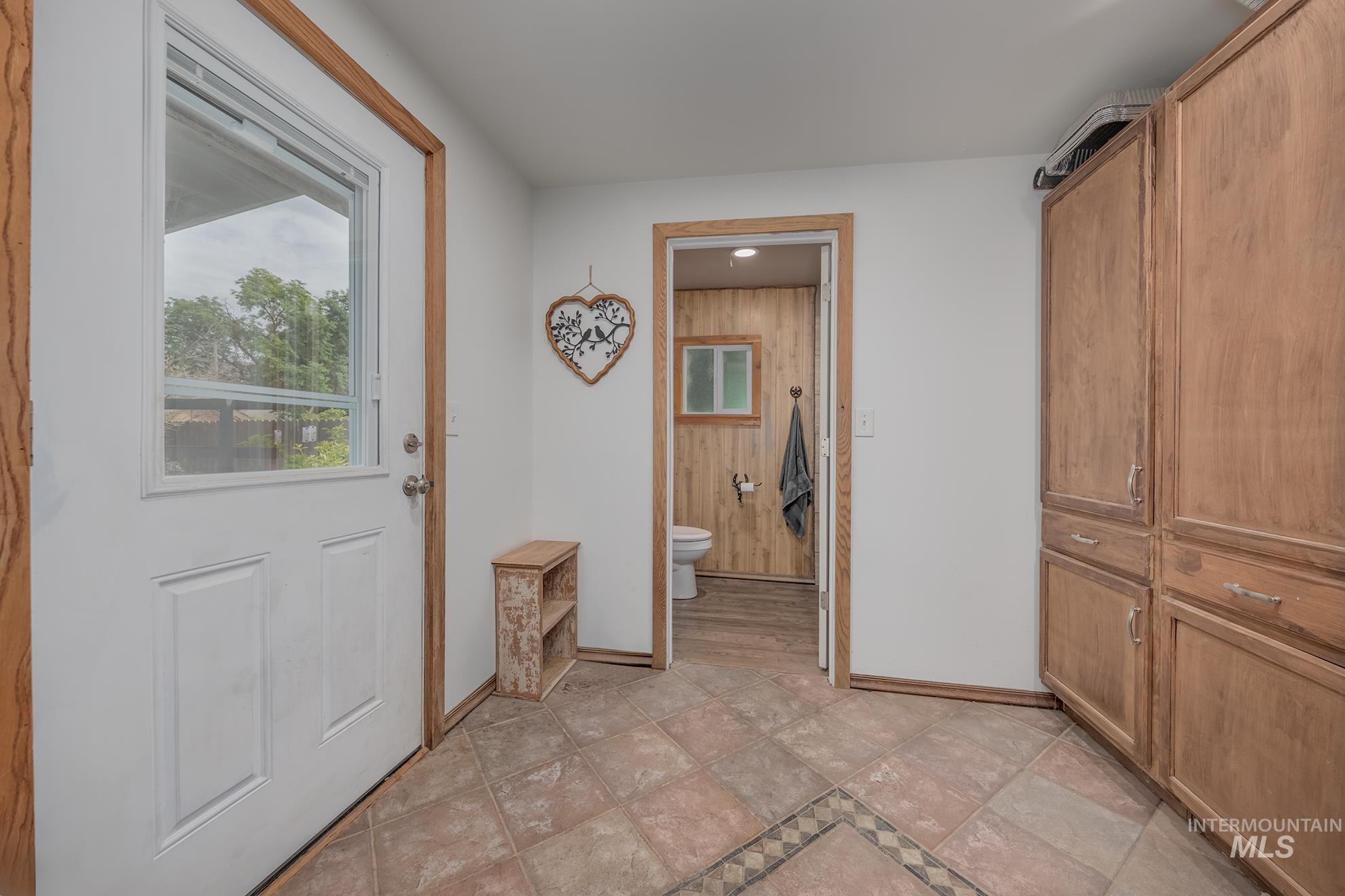 692 15th St, Vale, Oregon 97918, 3 Bedrooms, 2 Bathrooms, Residential For Sale, Price $389,000, 98998221