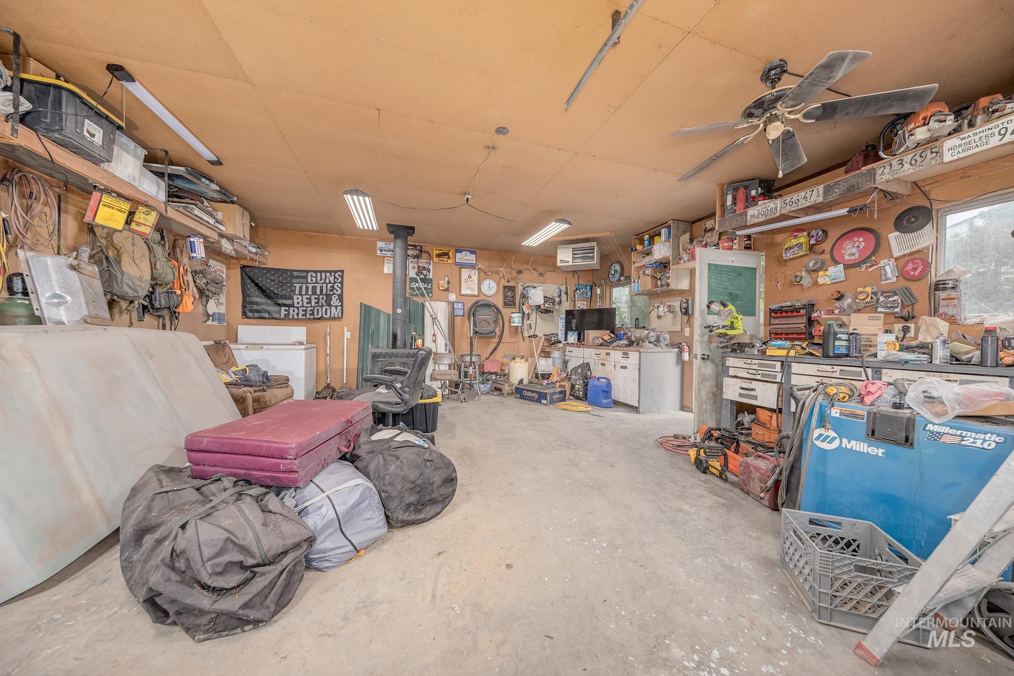 692 15th St, Vale, Oregon 97918, 3 Bedrooms, 2 Bathrooms, Residential For Sale, Price $389,000, 98998221