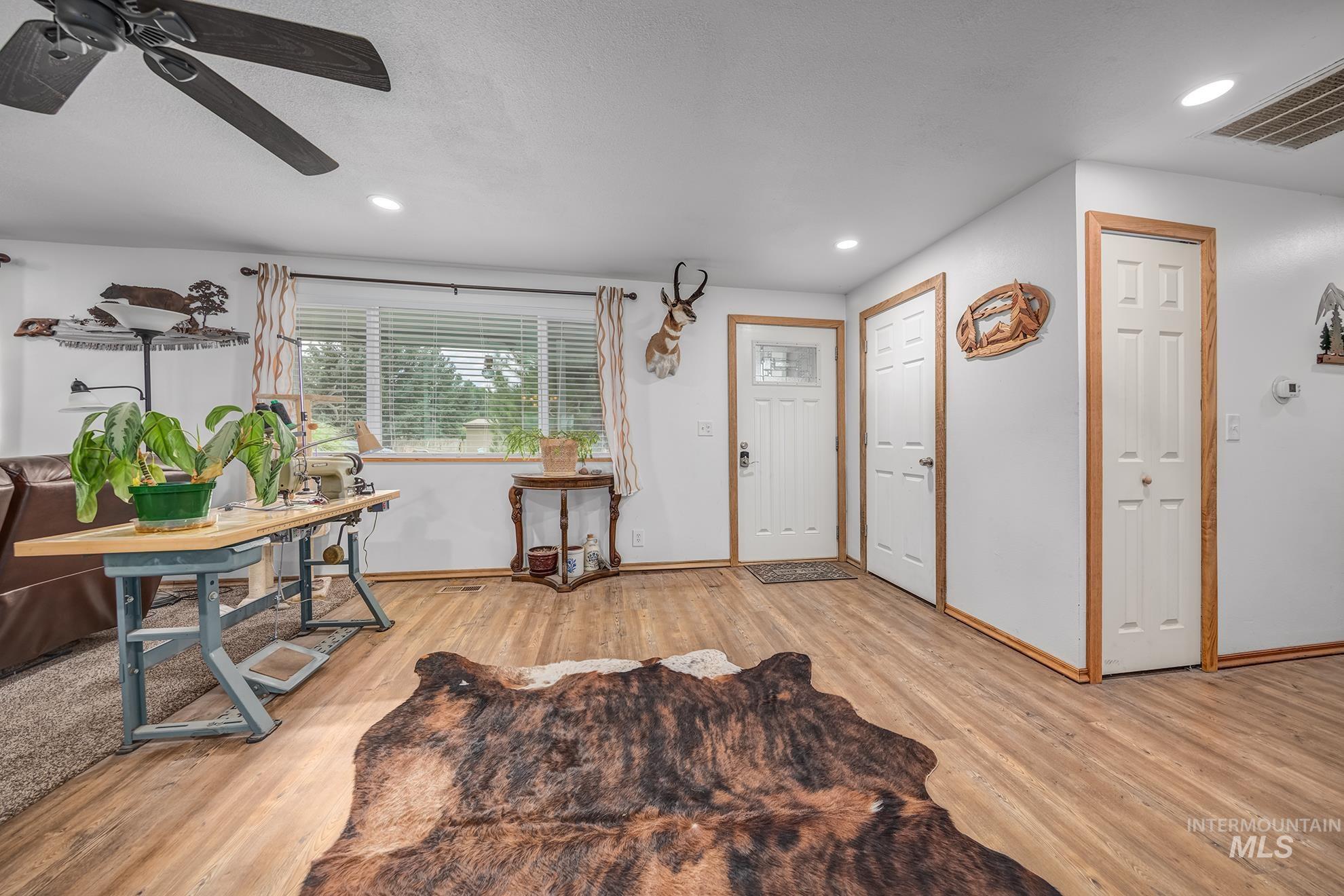 692 15th St, Vale, Oregon 97918, 3 Bedrooms, 2 Bathrooms, Residential For Sale, Price $389,000, 98998221