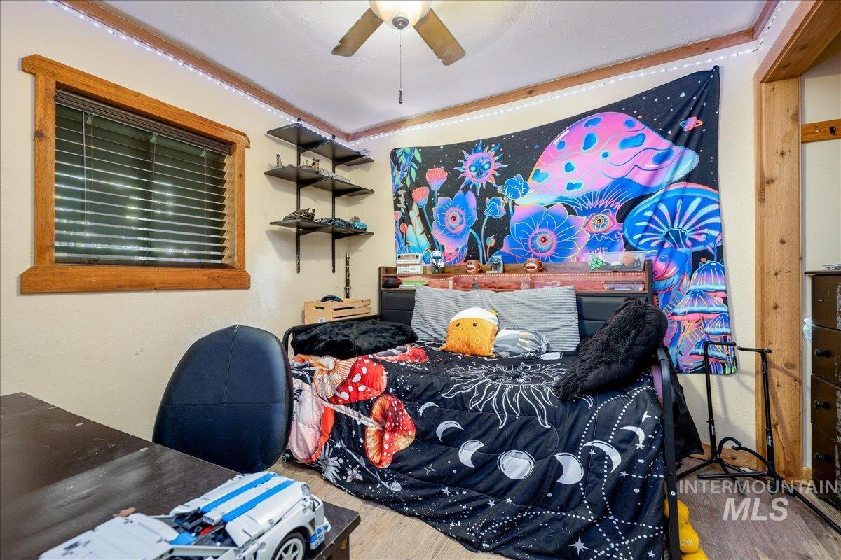 3213 W Edgemoor Road, Boise, Idaho 83703, 2 Bedrooms, 1 Bathroom, Residential For Sale, Price $415,000, 98998224