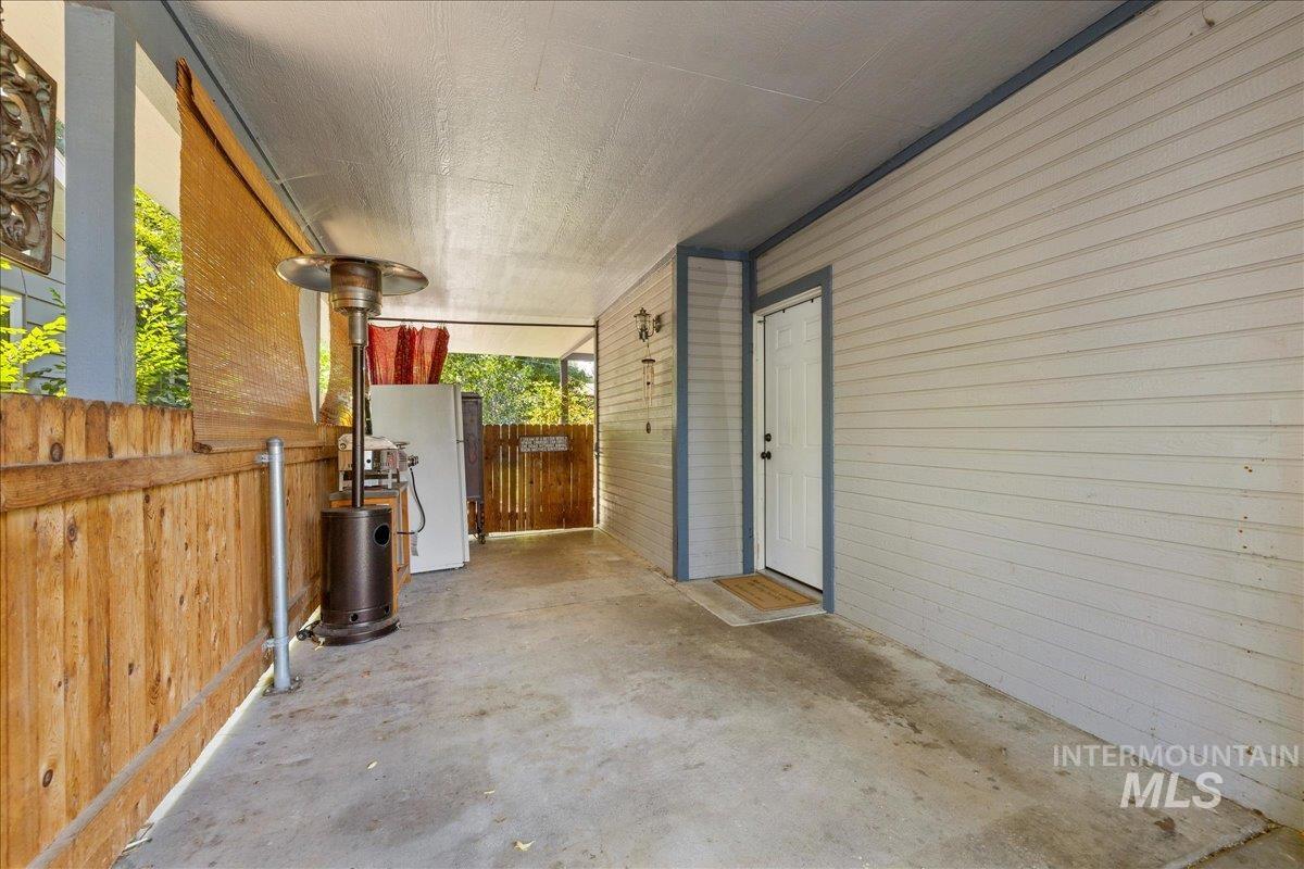 3213 W Edgemoor Road, Boise, Idaho 83703, 2 Bedrooms, 1 Bathroom, Residential For Sale, Price $415,000, 98998224