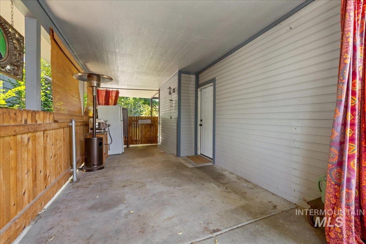 3213 W Edgemoor Road, Boise, Idaho 83703, 2 Bedrooms, 1 Bathroom, Residential For Sale, Price $415,000, 98998224