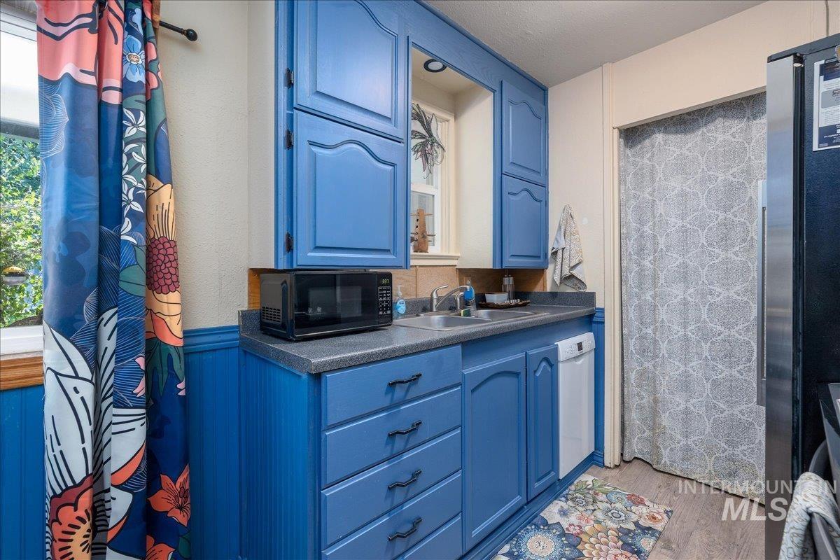 3213 W Edgemoor Road, Boise, Idaho 83703, 2 Bedrooms, 1 Bathroom, Residential For Sale, Price $415,000, 98998224