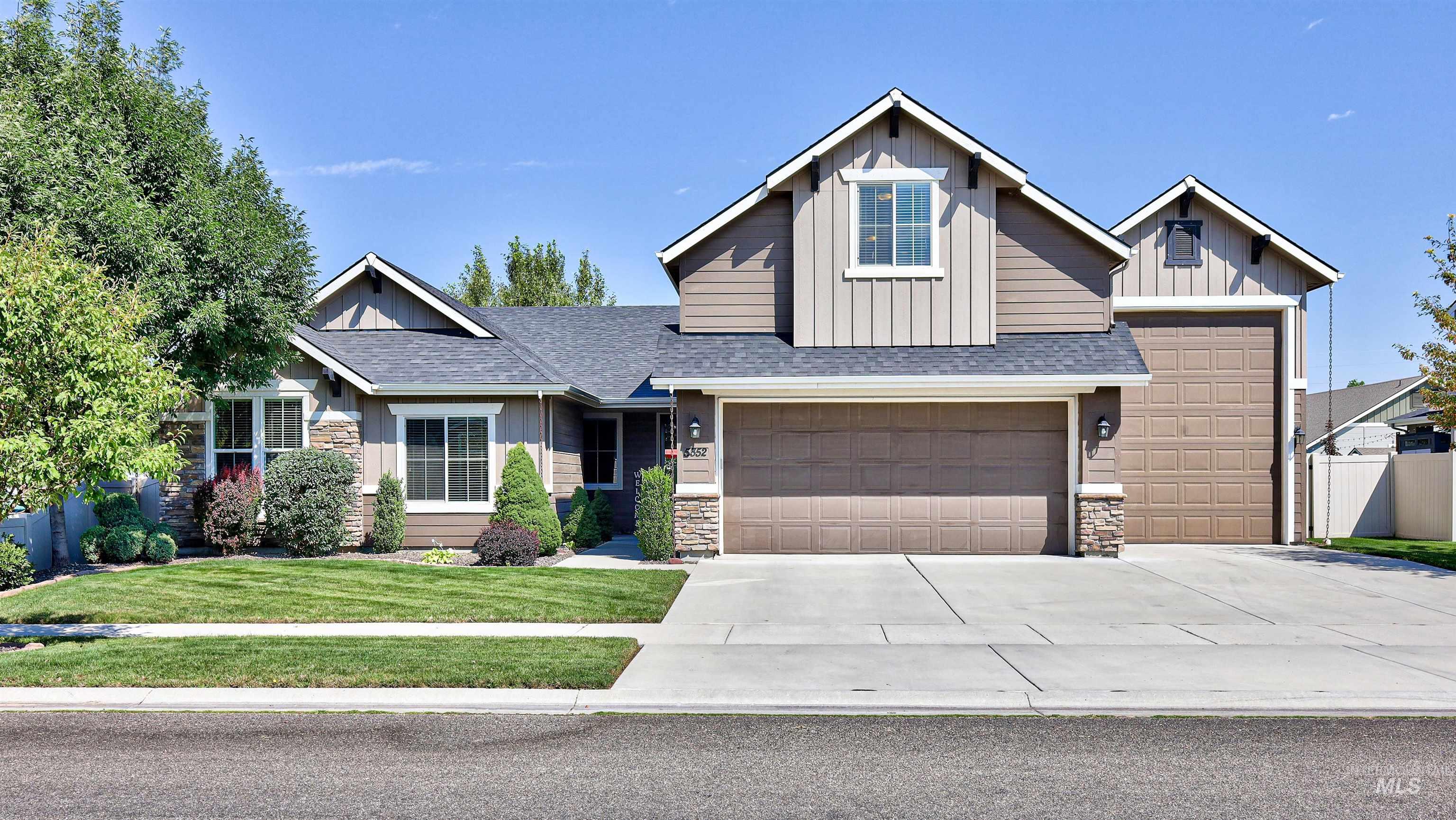 5352 W W Torana Dr, Meridian, Idaho 83646, 3 Bedrooms, 2 Bathrooms, Residential For Sale, Price $649,900,MLS 98998234