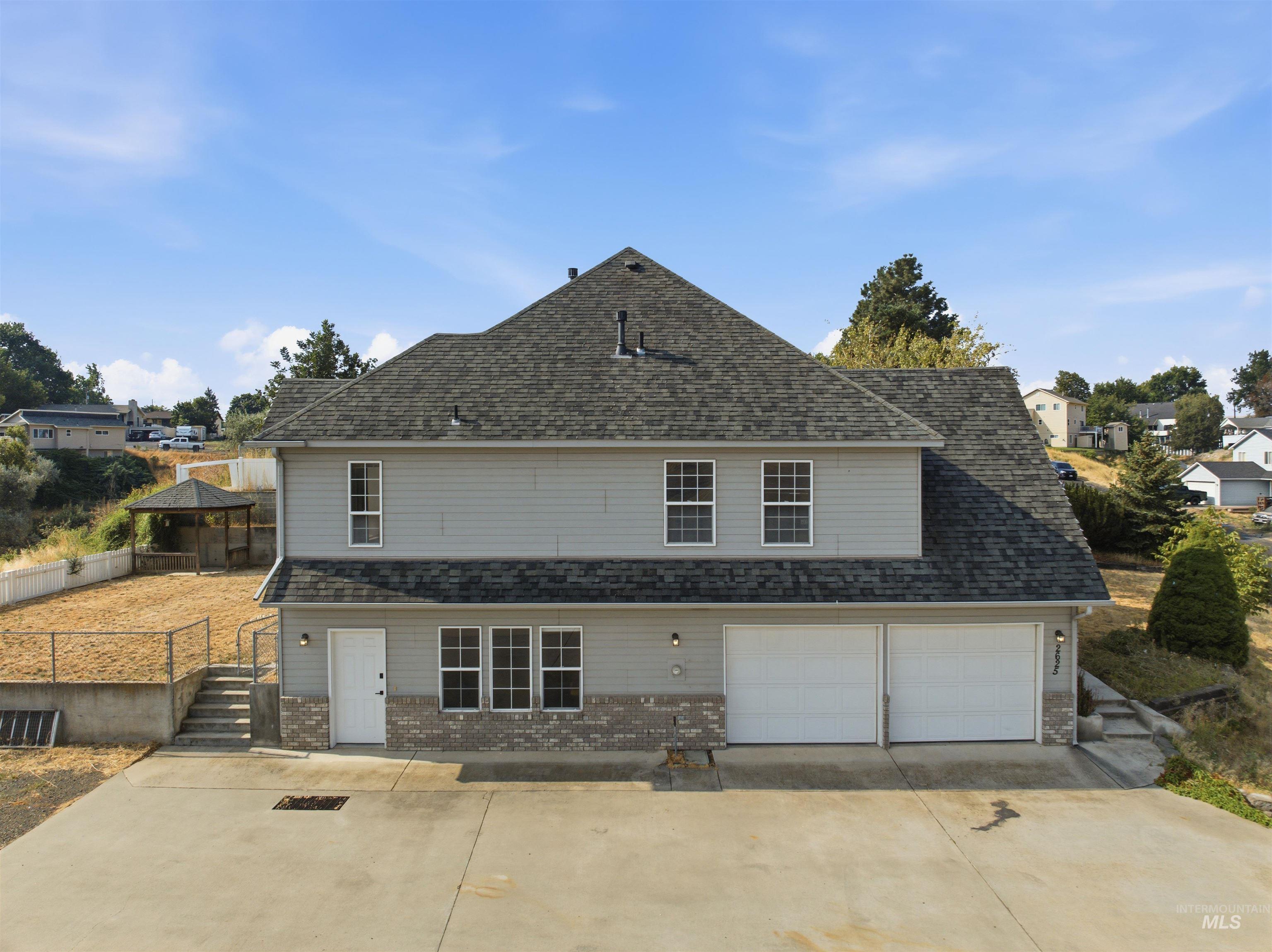 2625 16th St, Clarkston, Washington 99403, 3 Bedrooms, 2 Bathrooms, Residential For Sale, Price $465,000, 98998237