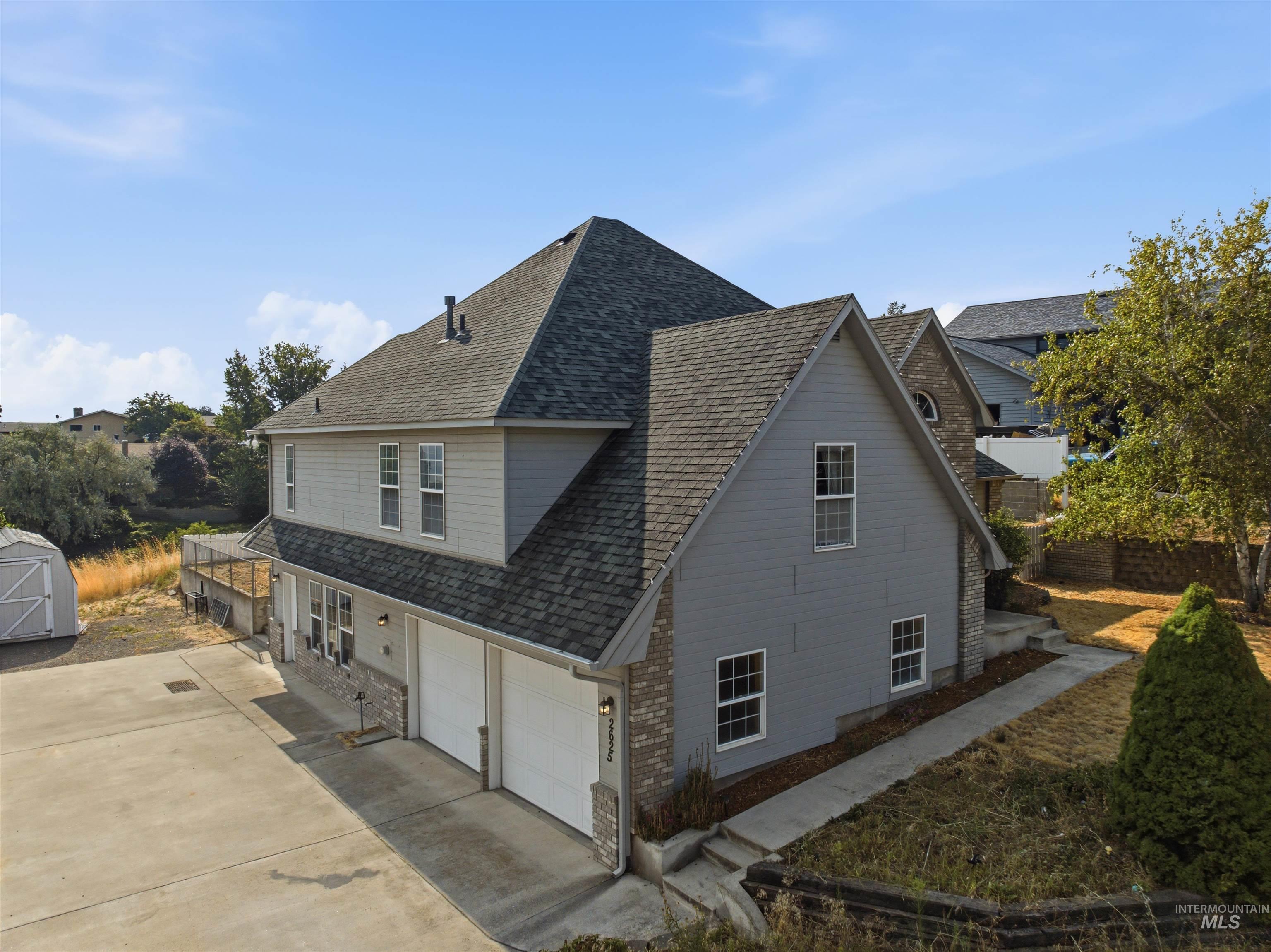 2625 16th St, Clarkston, Washington 99403, 3 Bedrooms, 2 Bathrooms, Residential For Sale, Price $465,000, 98998237
