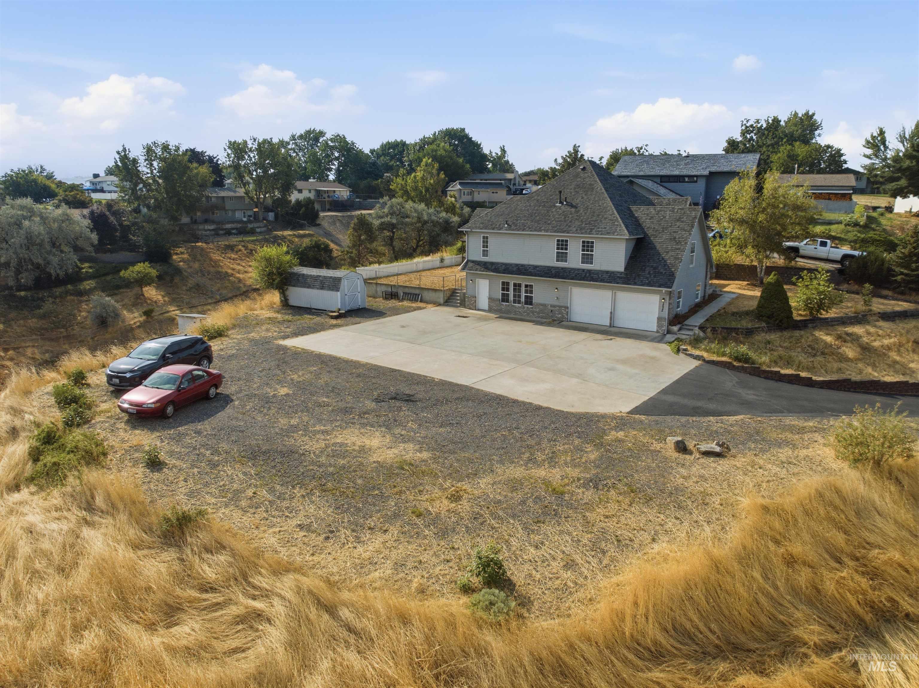2625 16th St, Clarkston, Washington 99403, 3 Bedrooms, 2 Bathrooms, Residential For Sale, Price $465,000, 98998237