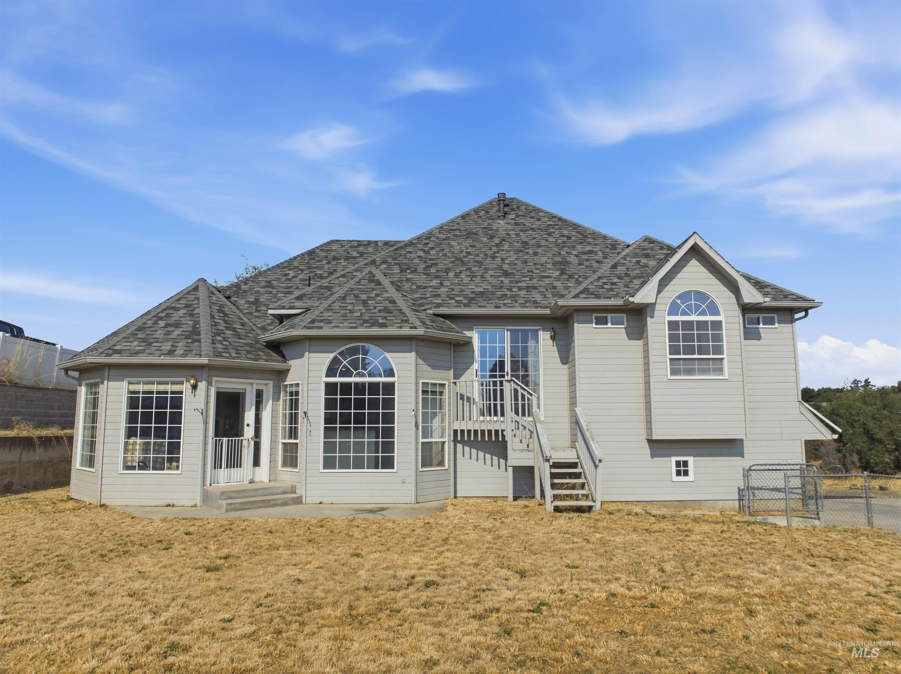 2625 16th St, Clarkston, Washington 99403, 3 Bedrooms, 2 Bathrooms, Residential For Sale, Price $465,000, 98998237