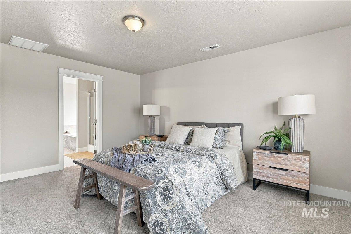 3795 E Berwick Dr, Nampa, Idaho 83686, 3 Bedrooms, 2 Bathrooms, Residential For Sale, Price $455,000, 98998241