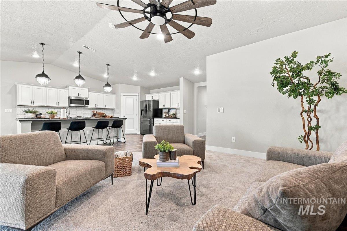 3795 E Berwick Dr, Nampa, Idaho 83686, 3 Bedrooms, 2 Bathrooms, Residential For Sale, Price $455,000, 98998241