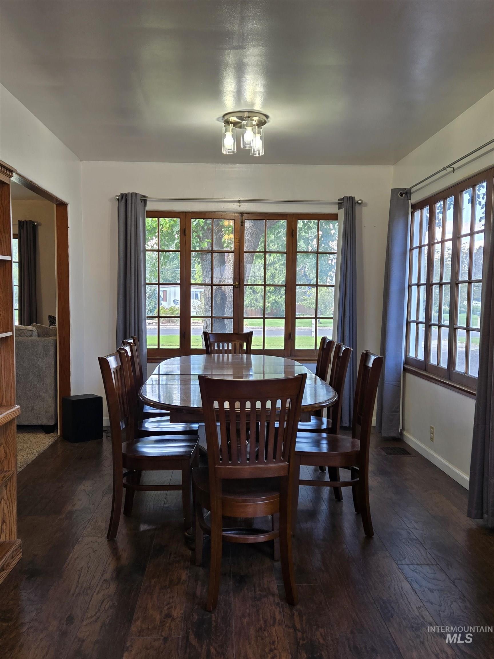 1122 2nd Ave S., Payette, Idaho 83661, 4 Bedrooms, 2 Bathrooms, Residential For Sale, Price $415,000,MLS 98998276