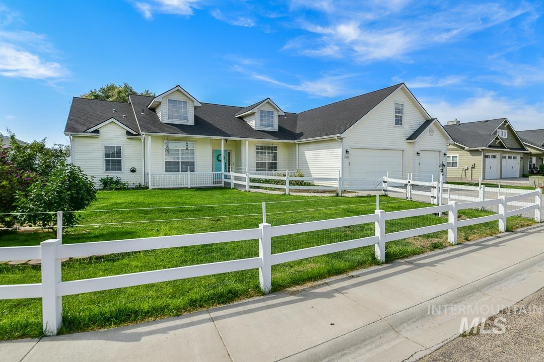 1005 karndell St, Caldwell, Idaho 83605, 4 Bedrooms, 2 Bathrooms, Residential For Sale, Price $543,000,MLS 98998308