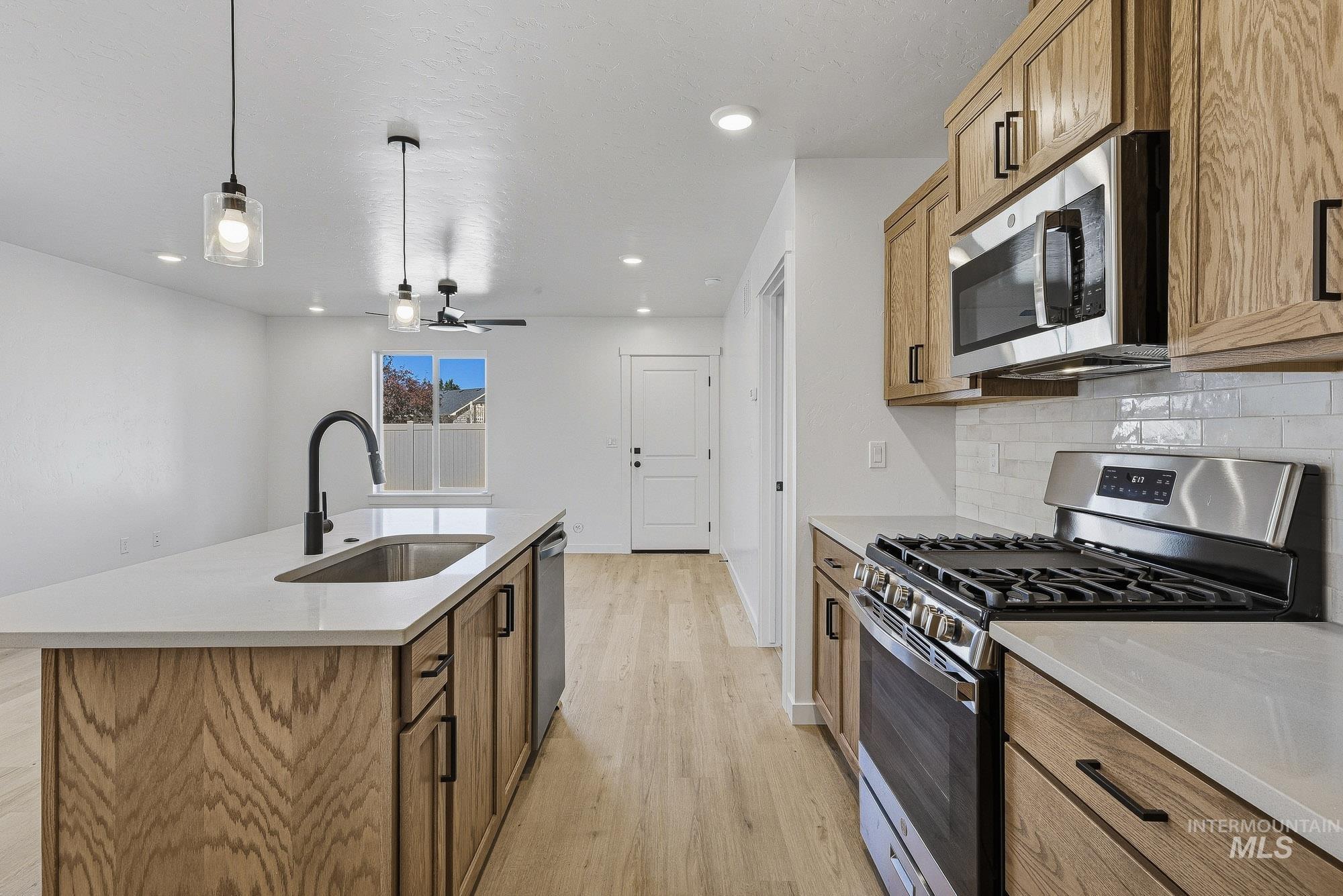 1905 Jensens Way, Payette, Idaho 83661, 4 Bedrooms, 2.5 Bathrooms, Residential For Sale, Price $310,000,MLS 98998317