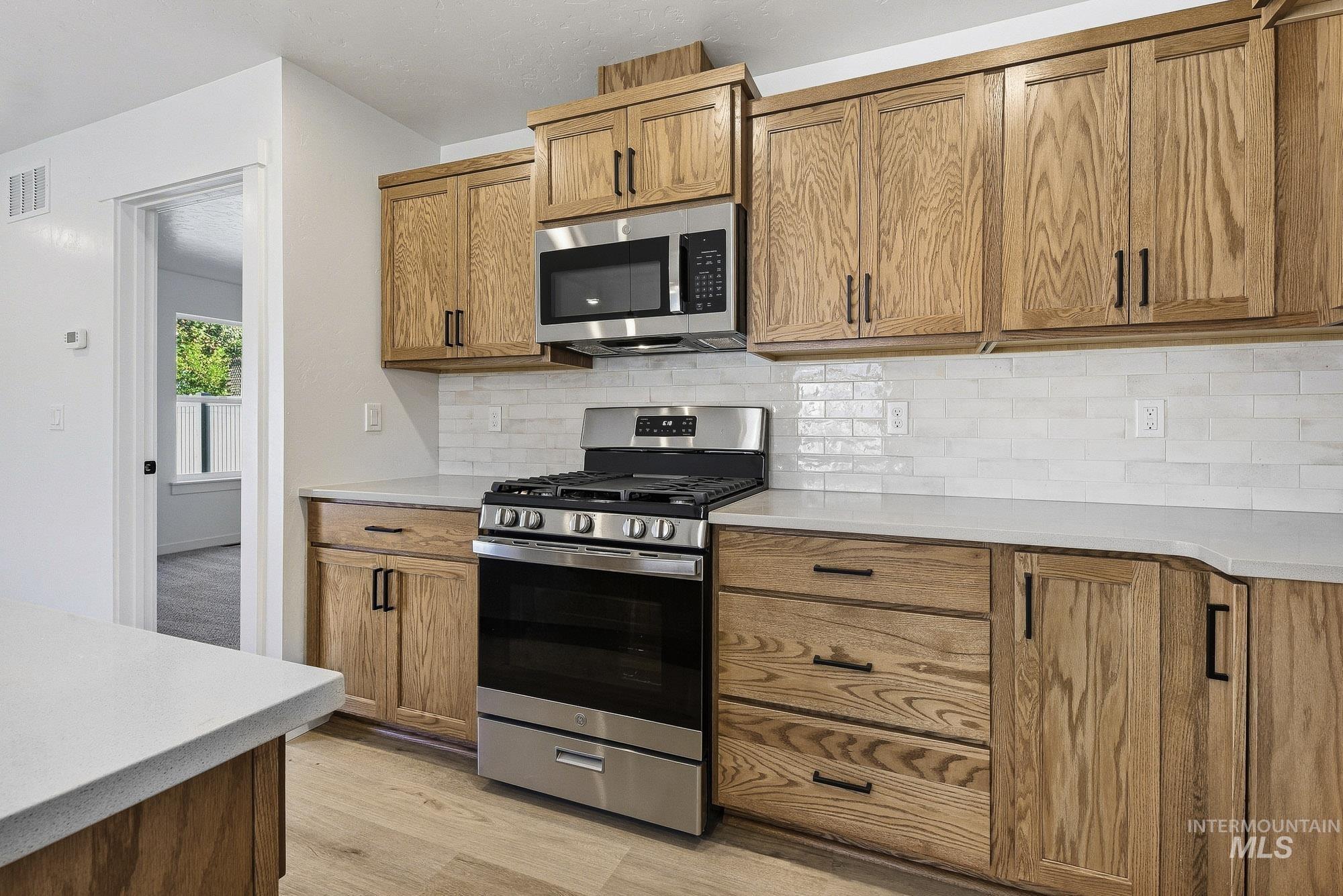 1905 Jensens Way, Payette, Idaho 83661, 4 Bedrooms, 2.5 Bathrooms, Residential For Sale, Price $310,000,MLS 98998317