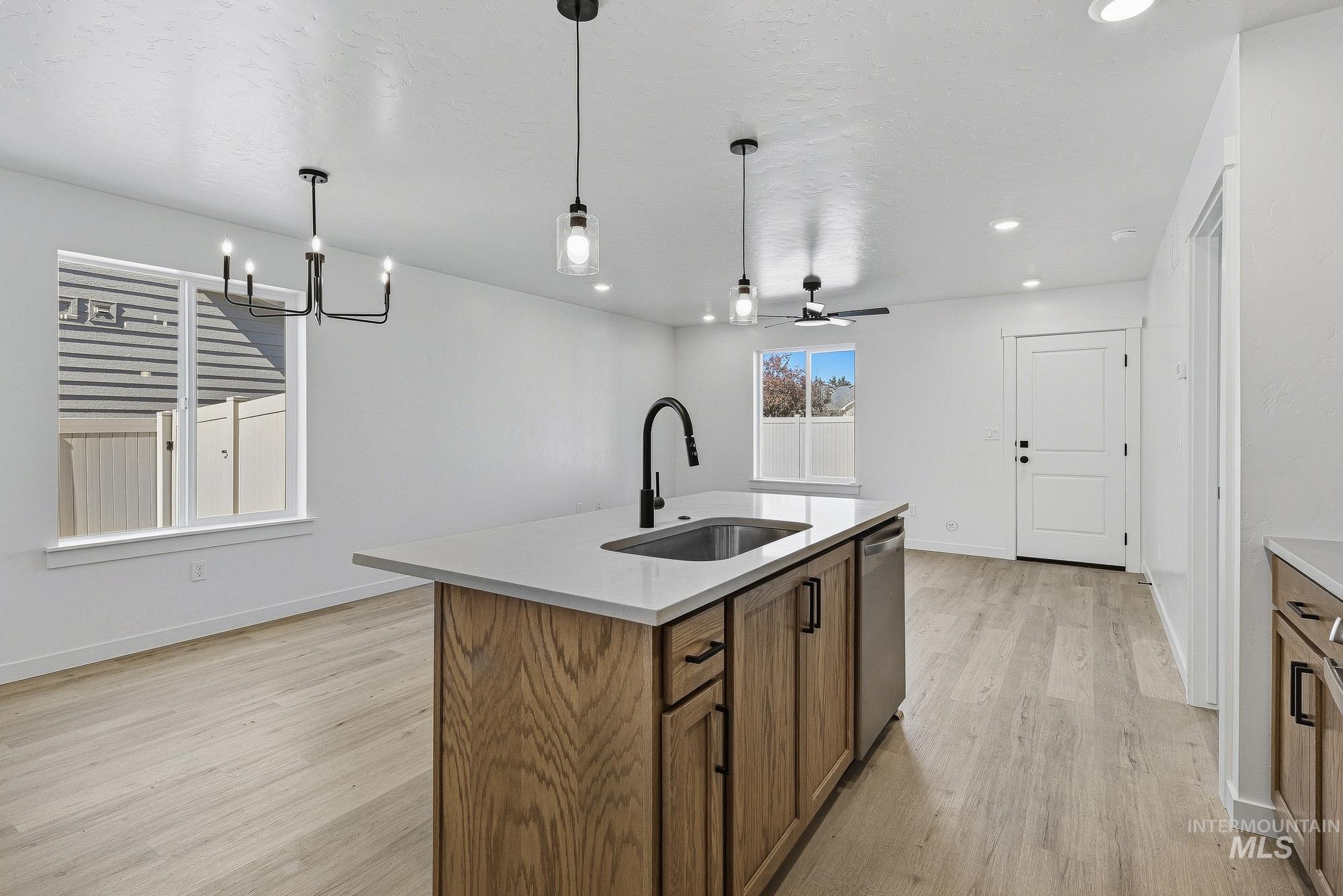 1905 Jensens Way, Payette, Idaho 83661, 4 Bedrooms, 2.5 Bathrooms, Residential For Sale, Price $310,000,MLS 98998317