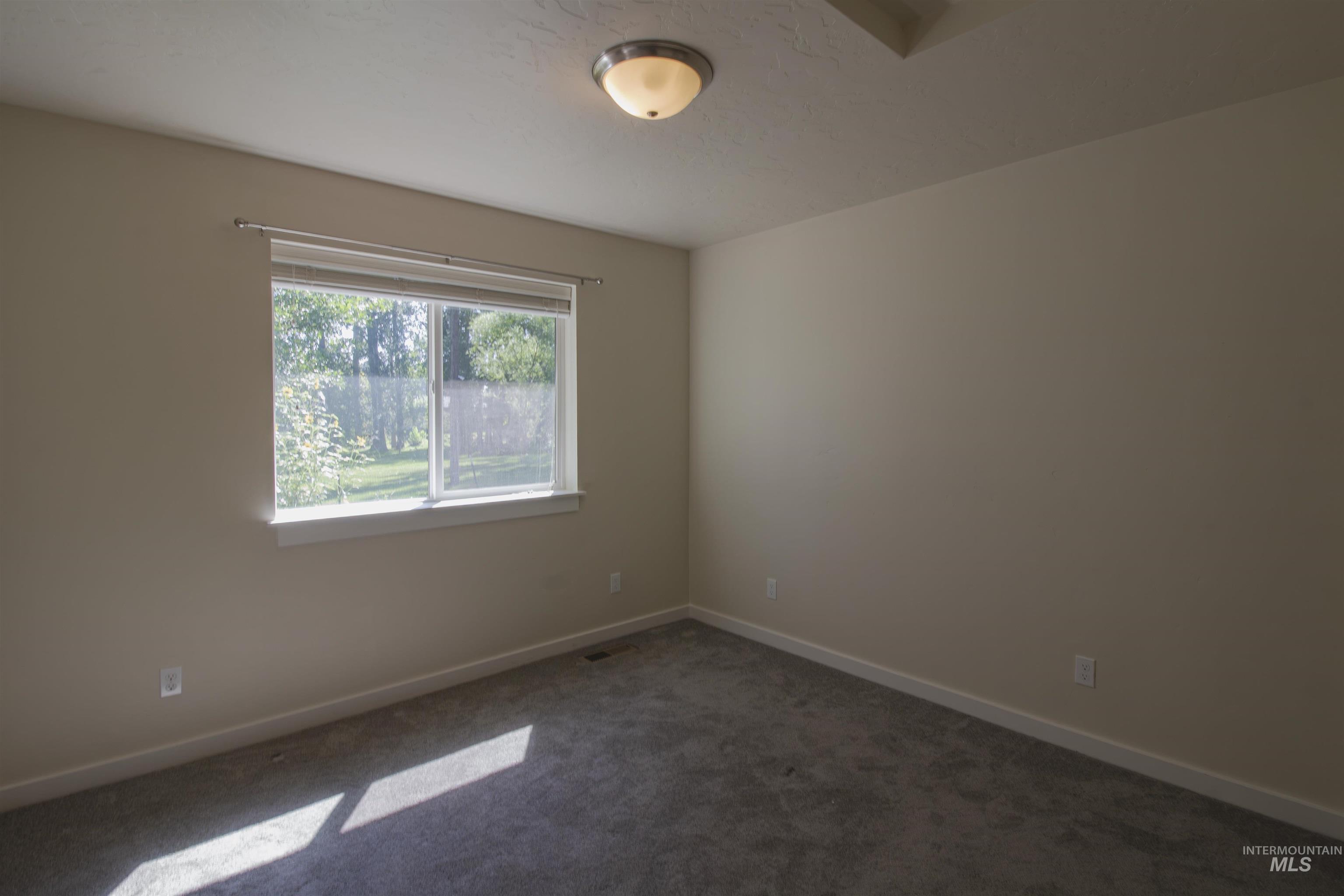 607 Peach Lane, New Plymouth, Idaho 83655, 3 Bedrooms, 2 Bathrooms, Residential For Sale, Price $460,000, 98998387
