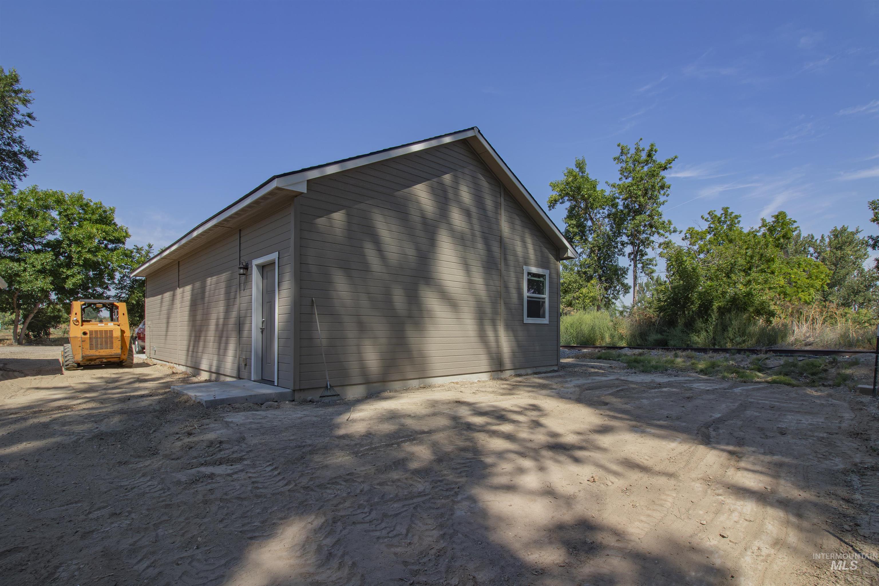 607 Peach Lane, New Plymouth, Idaho 83655, 3 Bedrooms, 2 Bathrooms, Residential For Sale, Price $460,000, 98998387