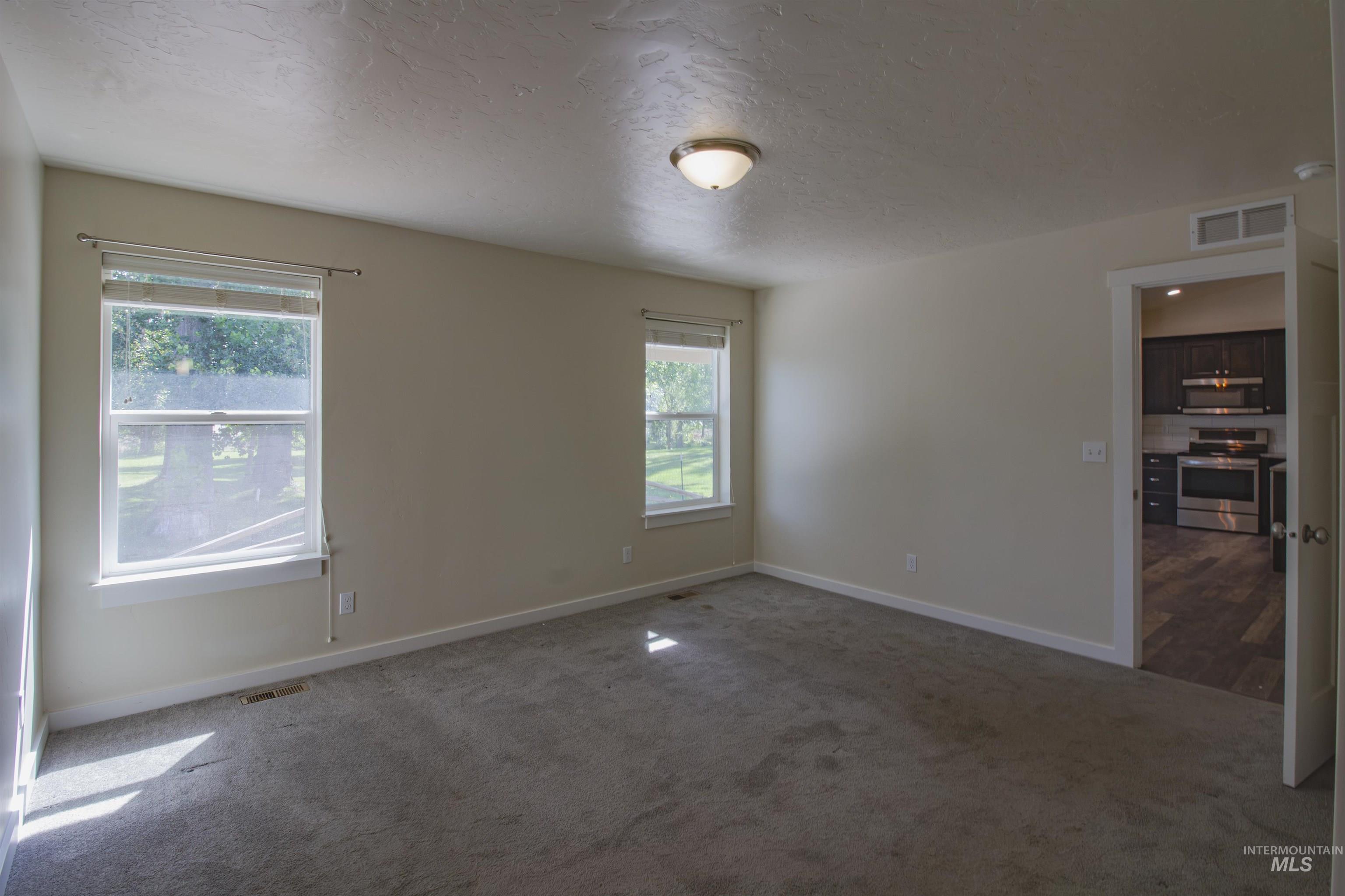 607 Peach Lane, New Plymouth, Idaho 83655, 3 Bedrooms, 2 Bathrooms, Residential For Sale, Price $460,000, 98998387