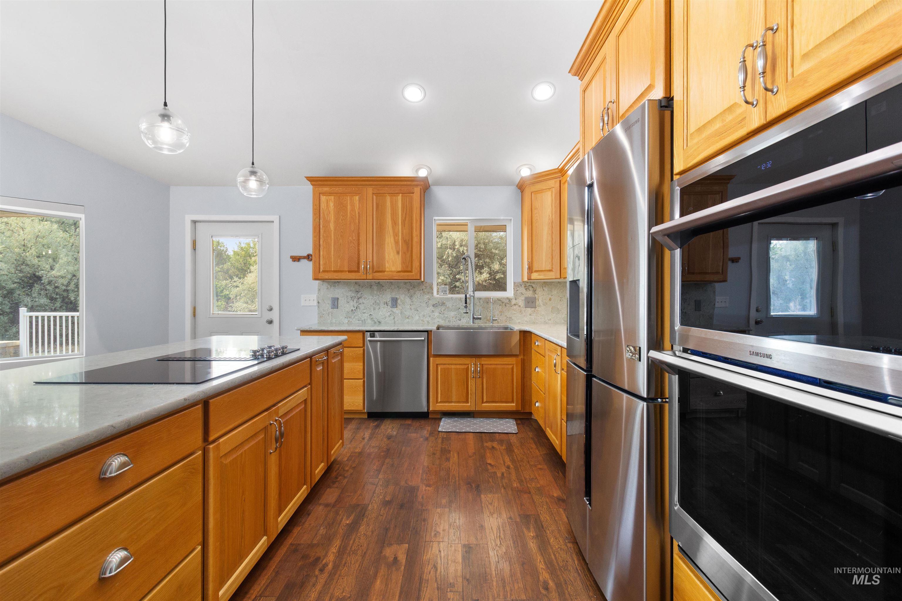 4301 Carter Pack Rd, Buhl, Idaho 83316, 3 Bedrooms, 2 Bathrooms, Residential For Sale, Price $495,000,MLS 98998397