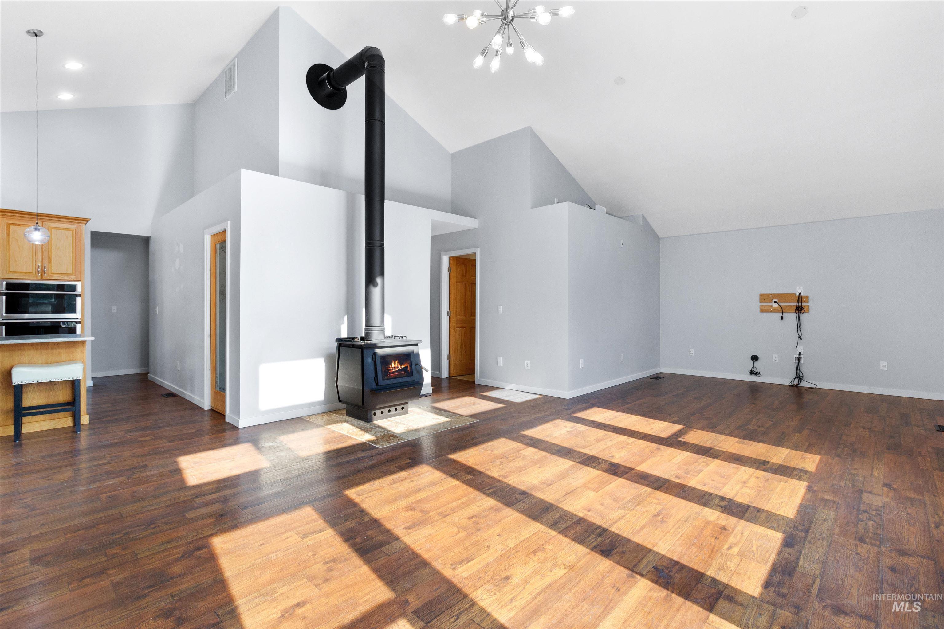 4301 Carter Pack Rd, Buhl, Idaho 83316, 3 Bedrooms, 2 Bathrooms, Residential For Sale, Price $495,000,MLS 98998397