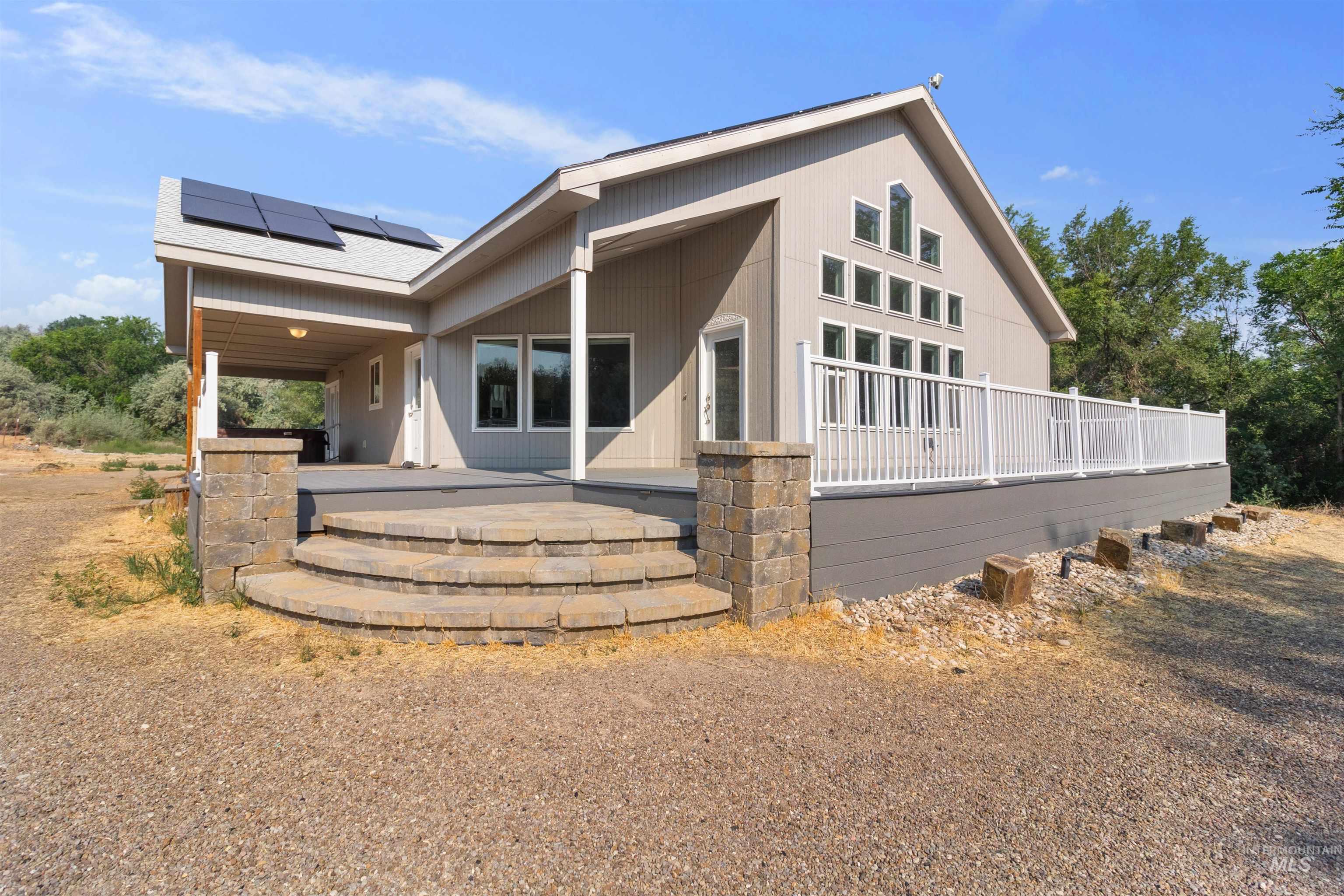 4301 Carter Pack Rd, Buhl, Idaho 83316, 3 Bedrooms, 2 Bathrooms, Residential For Sale, Price $495,000,MLS 98998397