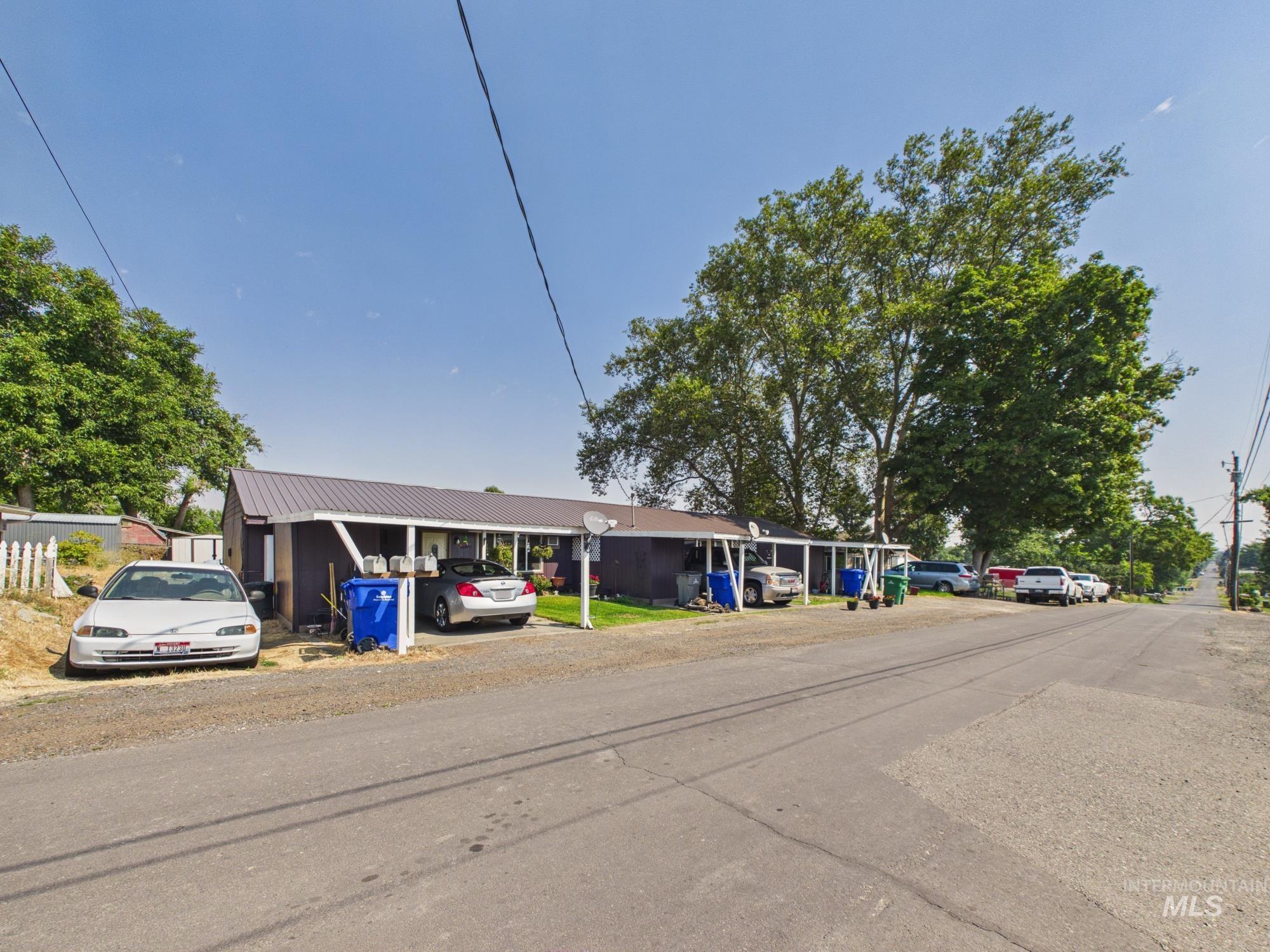 1409 Cedar Ave, Lewiston, Idaho 83501, 2 Bedrooms, 1 Bathroom, Residential Income For Sale, Price $407,500, 98998398