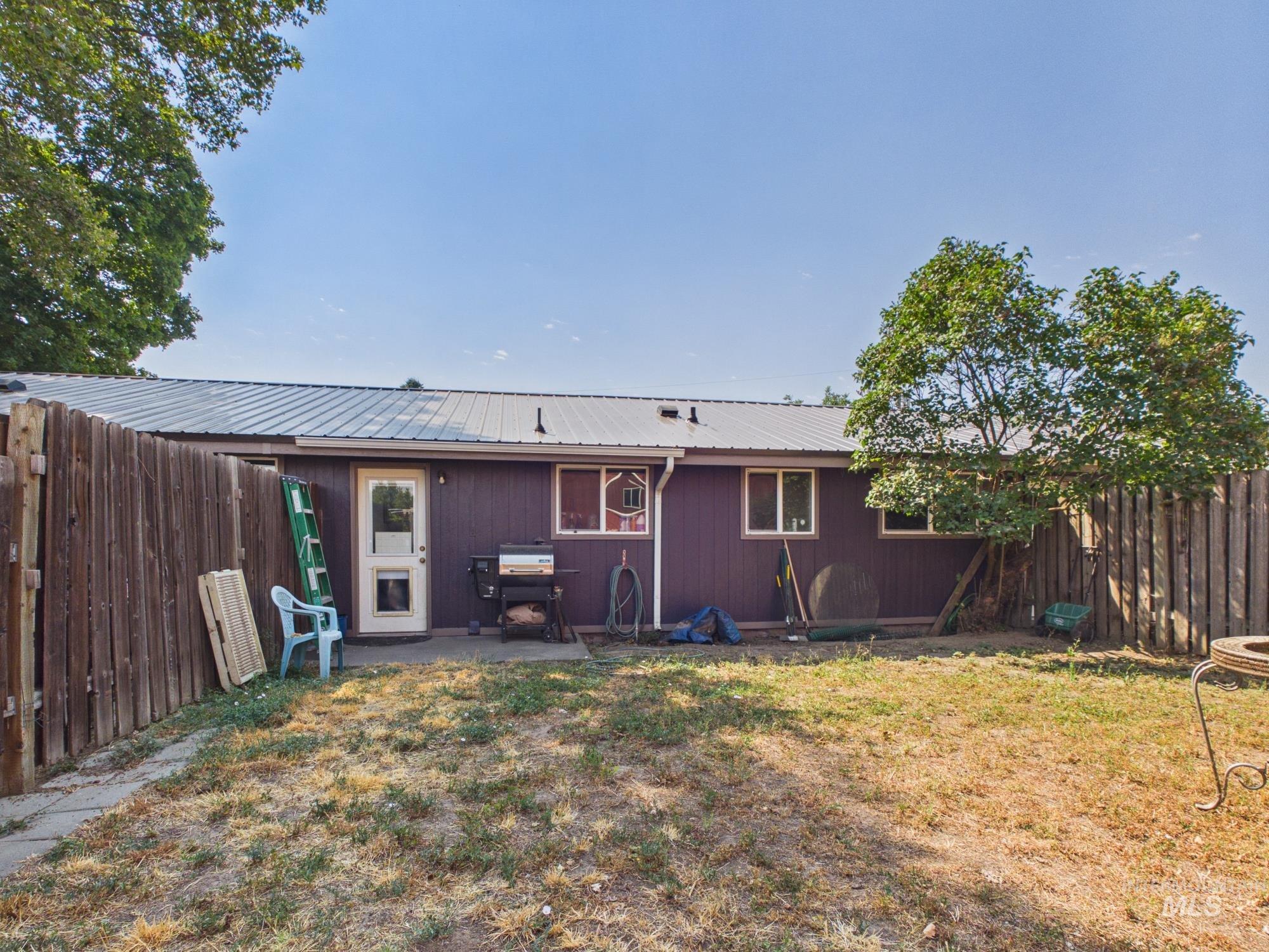1409 Cedar Ave, Lewiston, Idaho 83501, 2 Bedrooms, 1 Bathroom, Residential Income For Sale, Price $407,500, 98998398