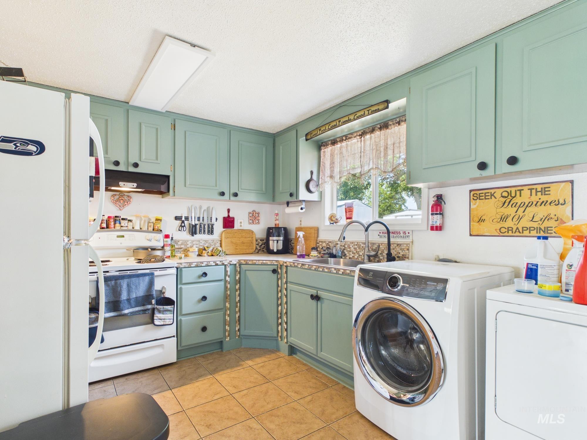 1409 Cedar Ave, Lewiston, Idaho 83501, 2 Bedrooms, 1 Bathroom, Residential Income For Sale, Price $407,500, 98998398
