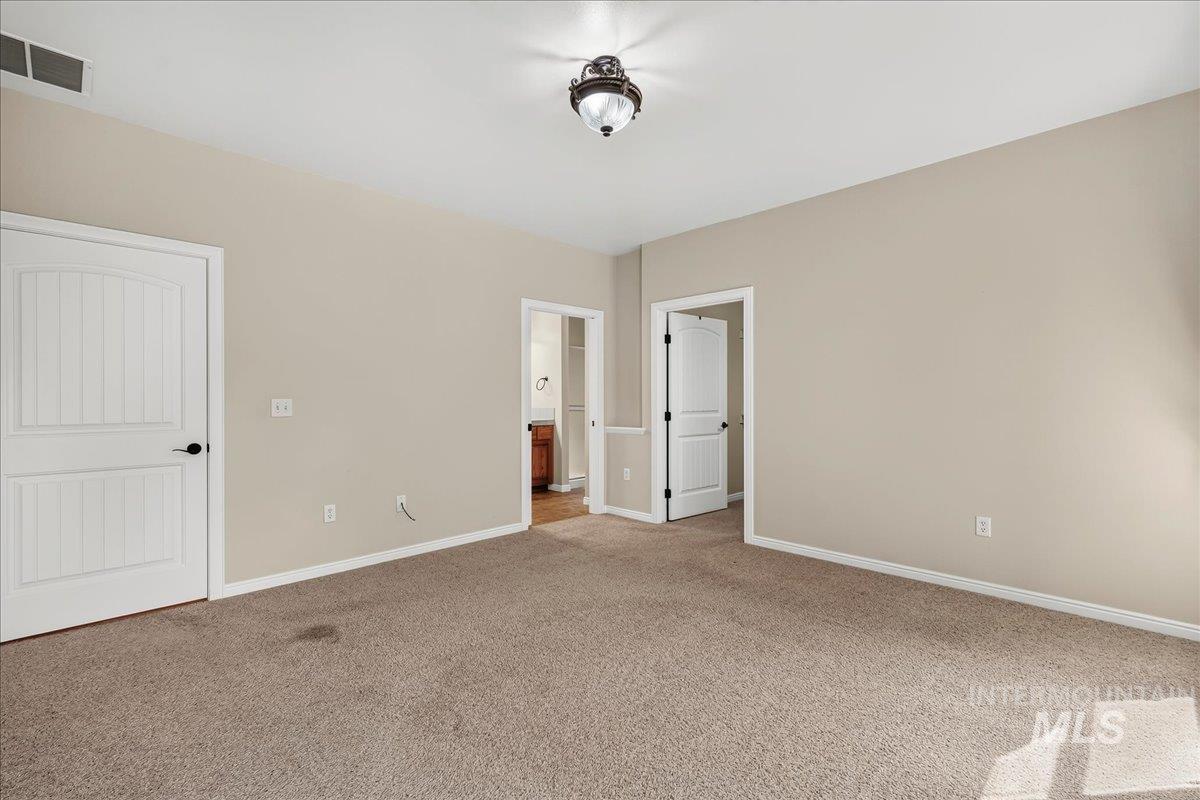 507 W. Briar Hill, Nampa, Idaho 83686, 3 Bedrooms, 2 Bathrooms, Residential For Sale, Price $447,000,MLS 98998403